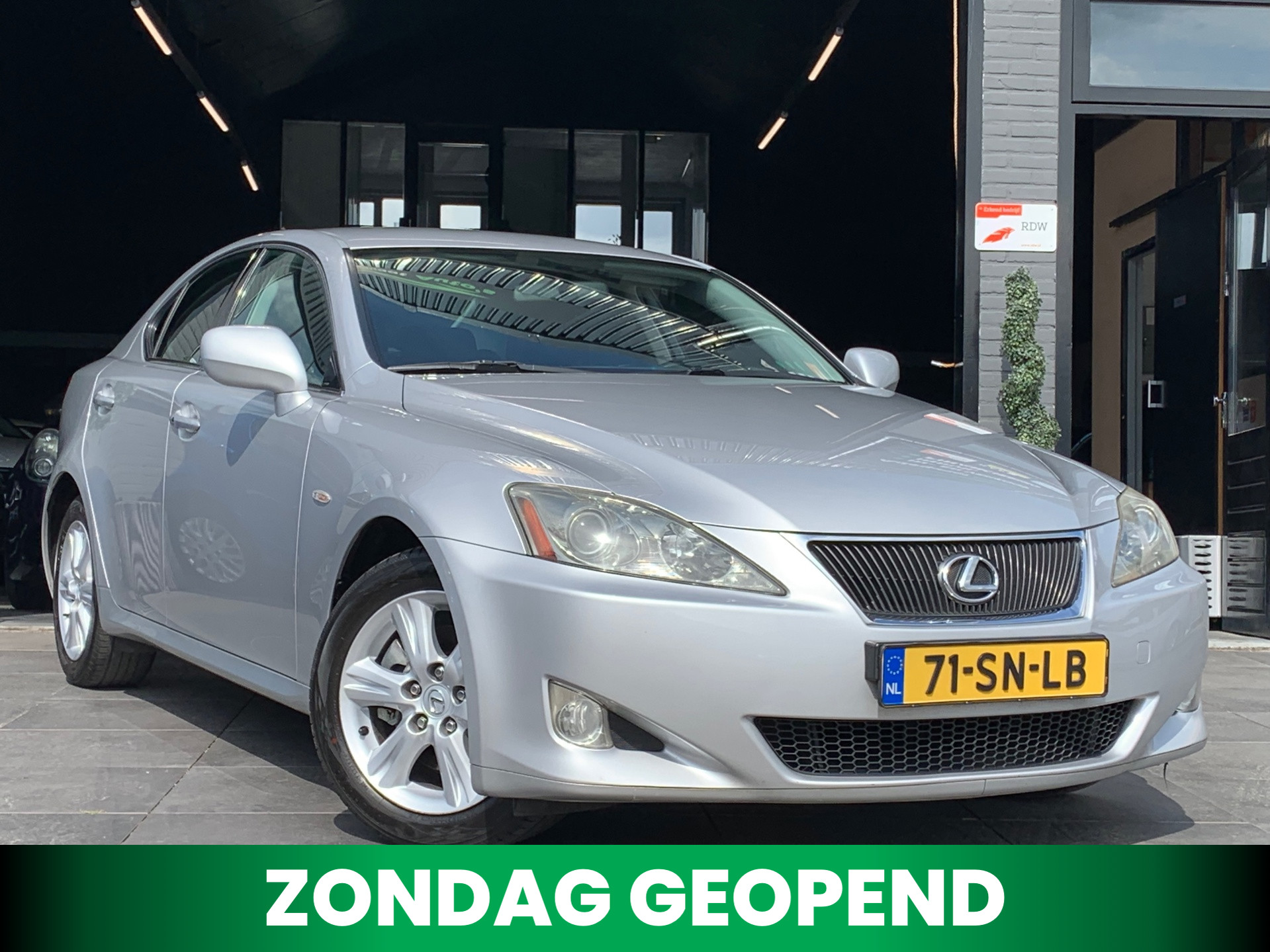Lexus Lexus Is250 250 Business|1e eig|NAP|Dealer OH|PDC|Airco|Cruise 2006 - voorkant