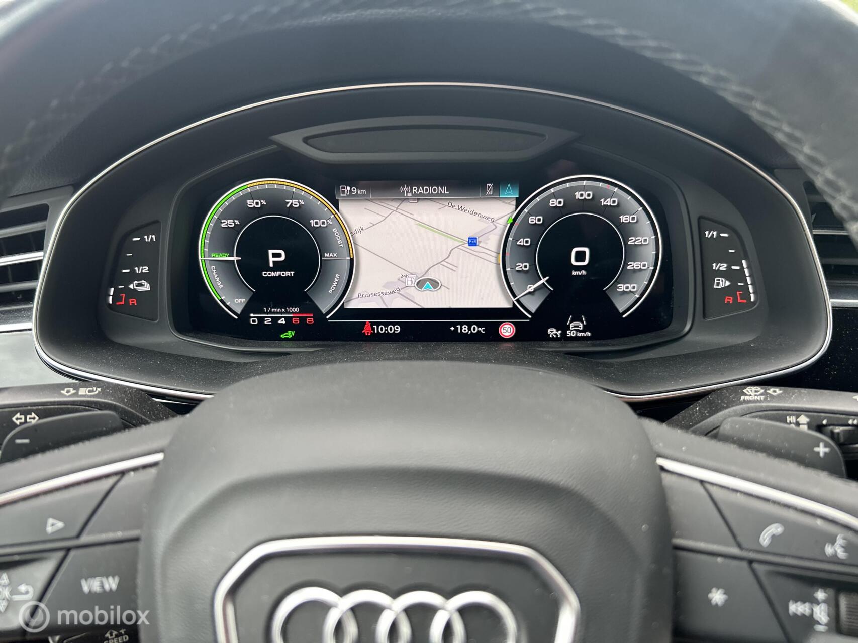 Foto van Audi Q8 55 TFSI E