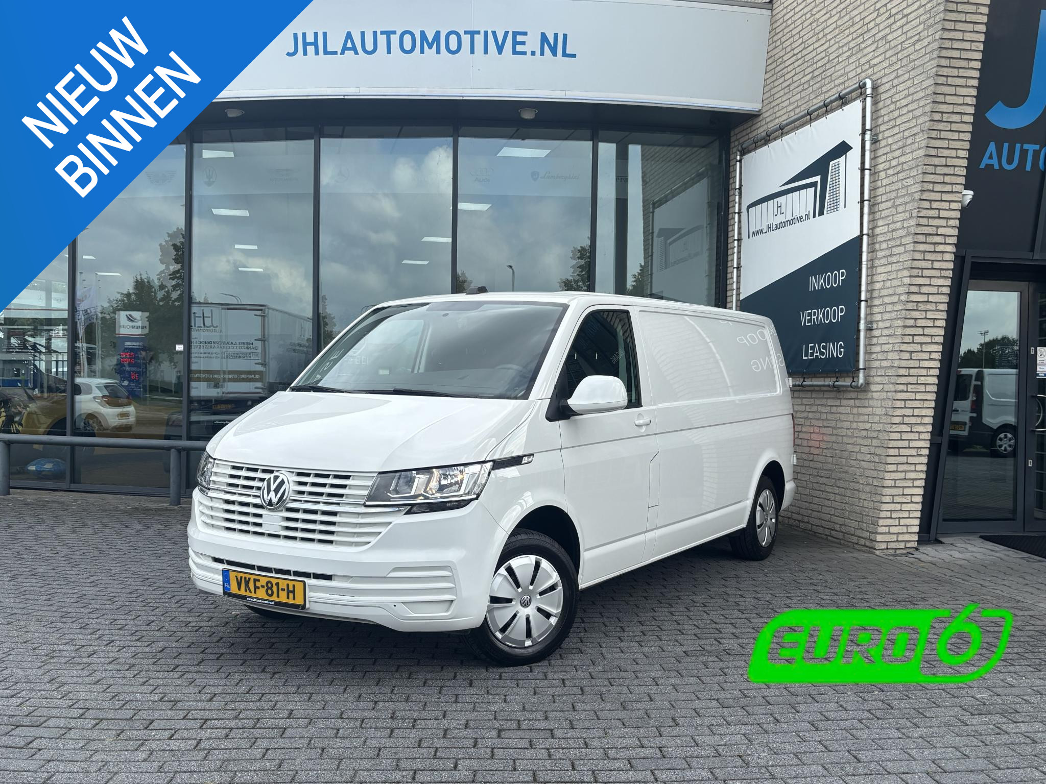 Volkswagen Transporter 2.0 TDI L2H1*A/C*CRUISE*HAAK*NAVI* 2021 - voorkant