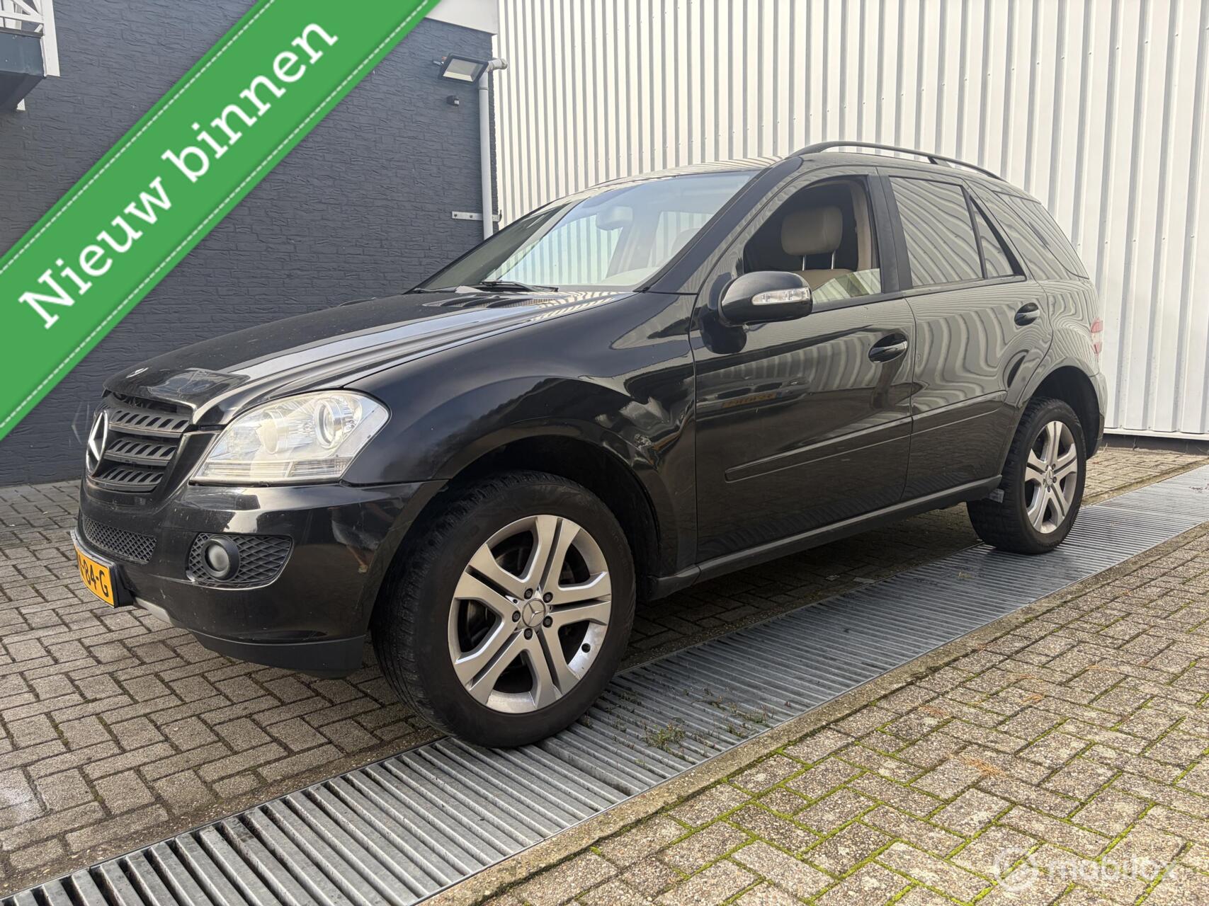 Mercedes-Benz M-klasse 280 CDI 2006 - voorkant