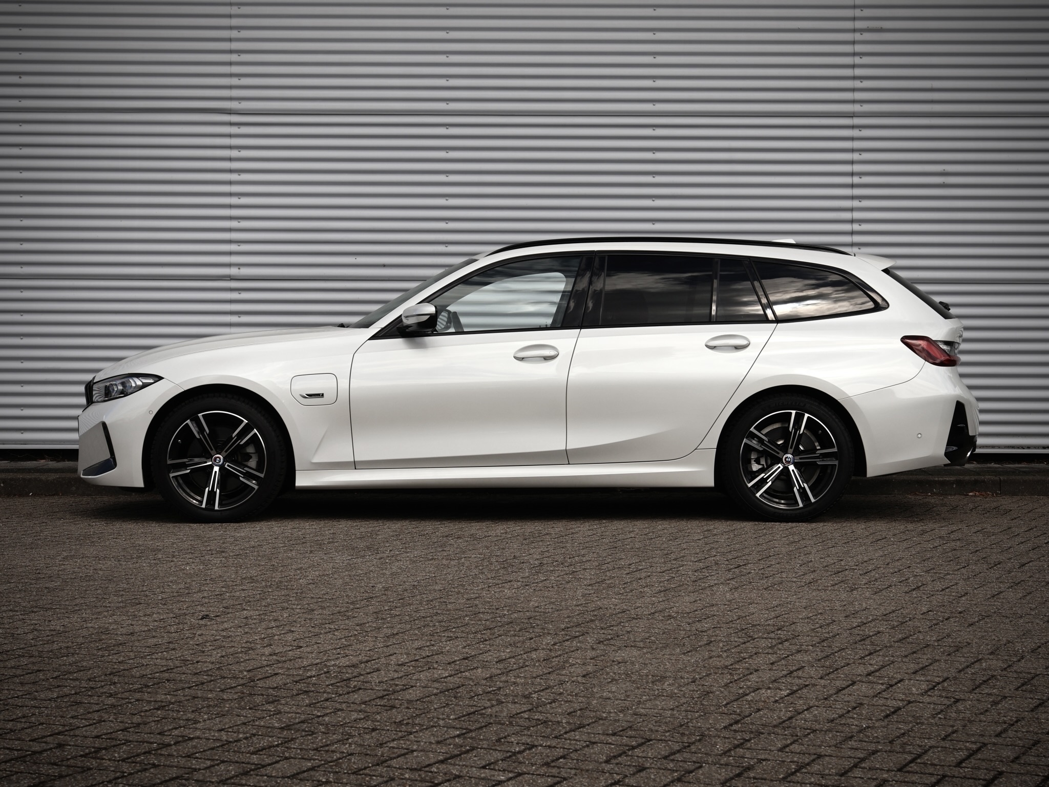 Foto van BMW 330e xDrive