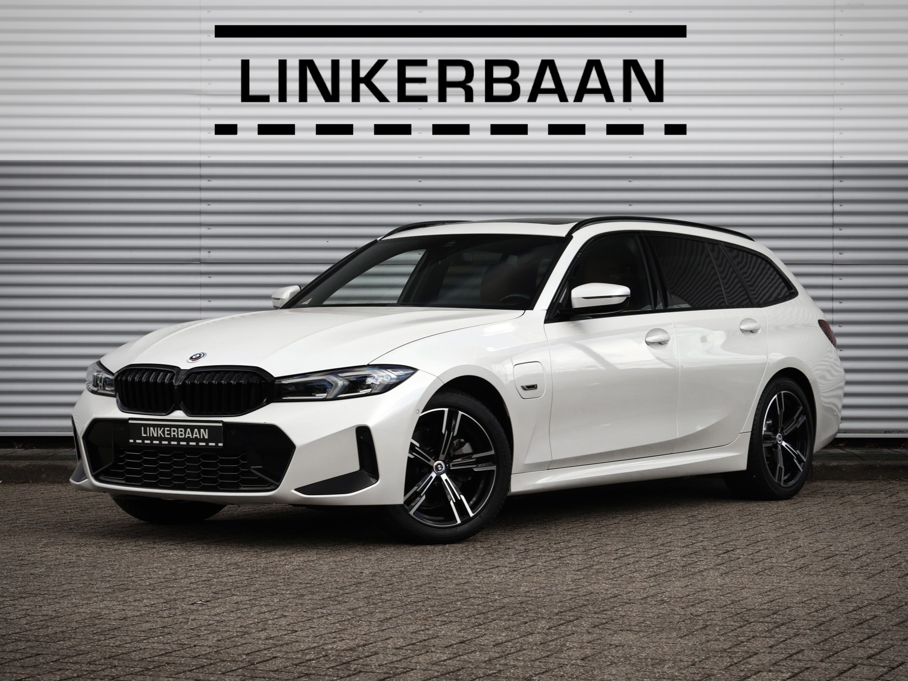 Foto van BMW 330e xDrive