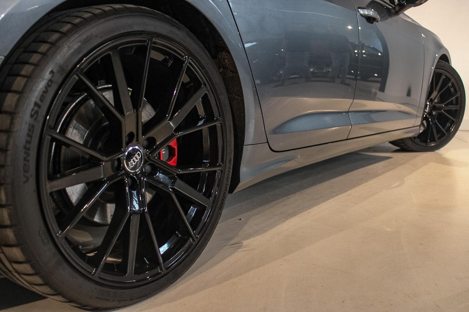 Foto van Audi A6 Avant 55 TFSI E