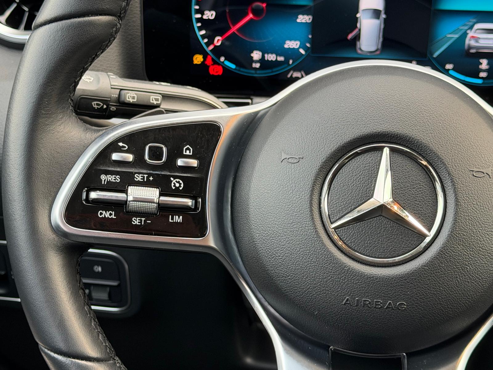 Foto van Mercedes-Benz B 180
