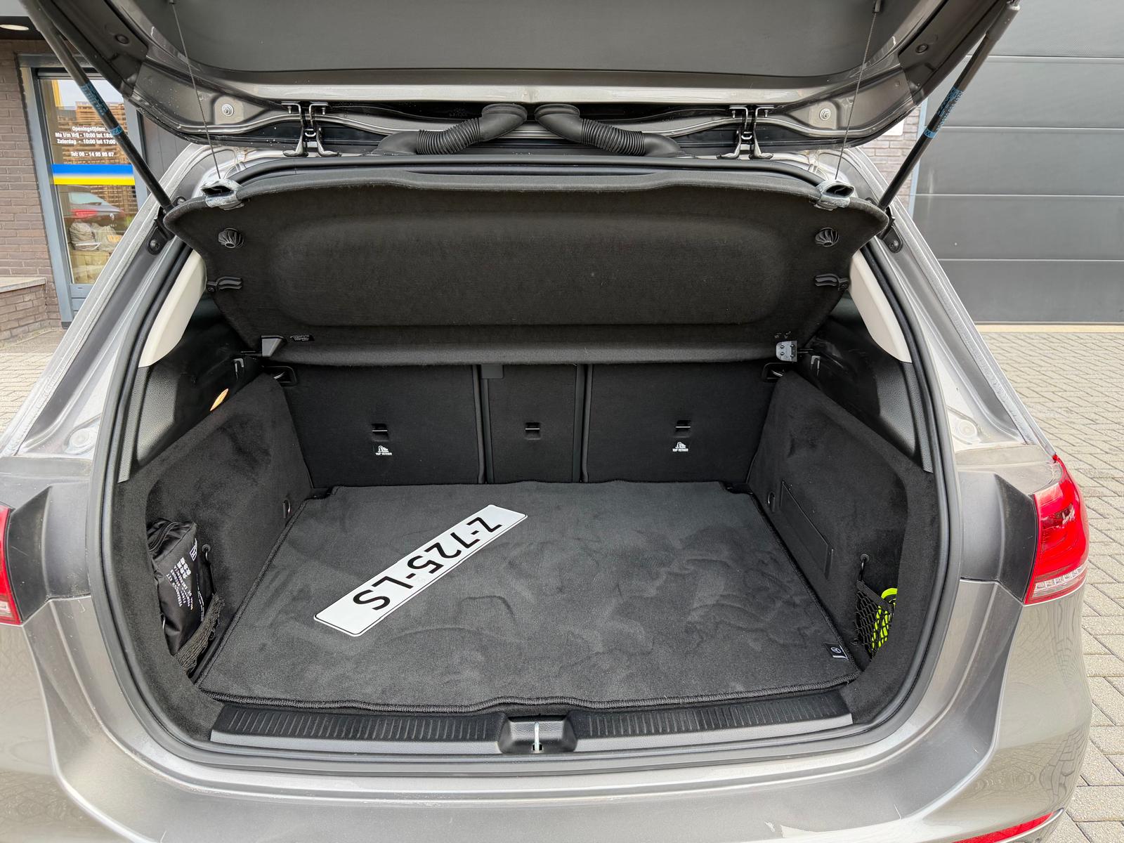 Foto van Mercedes-Benz B 180