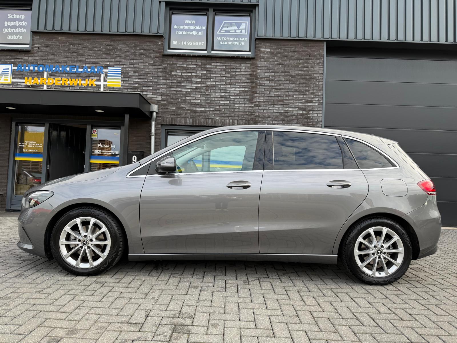 Foto van Mercedes-Benz B 180