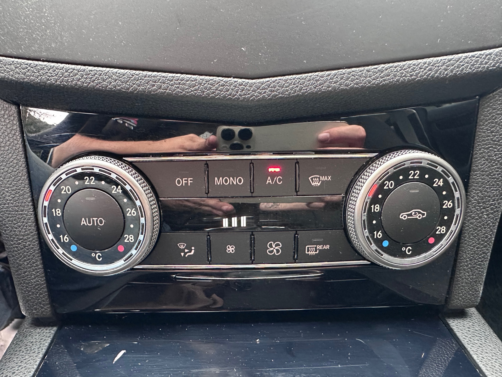 Foto van Mercedes-Benz C 200 Kompressor