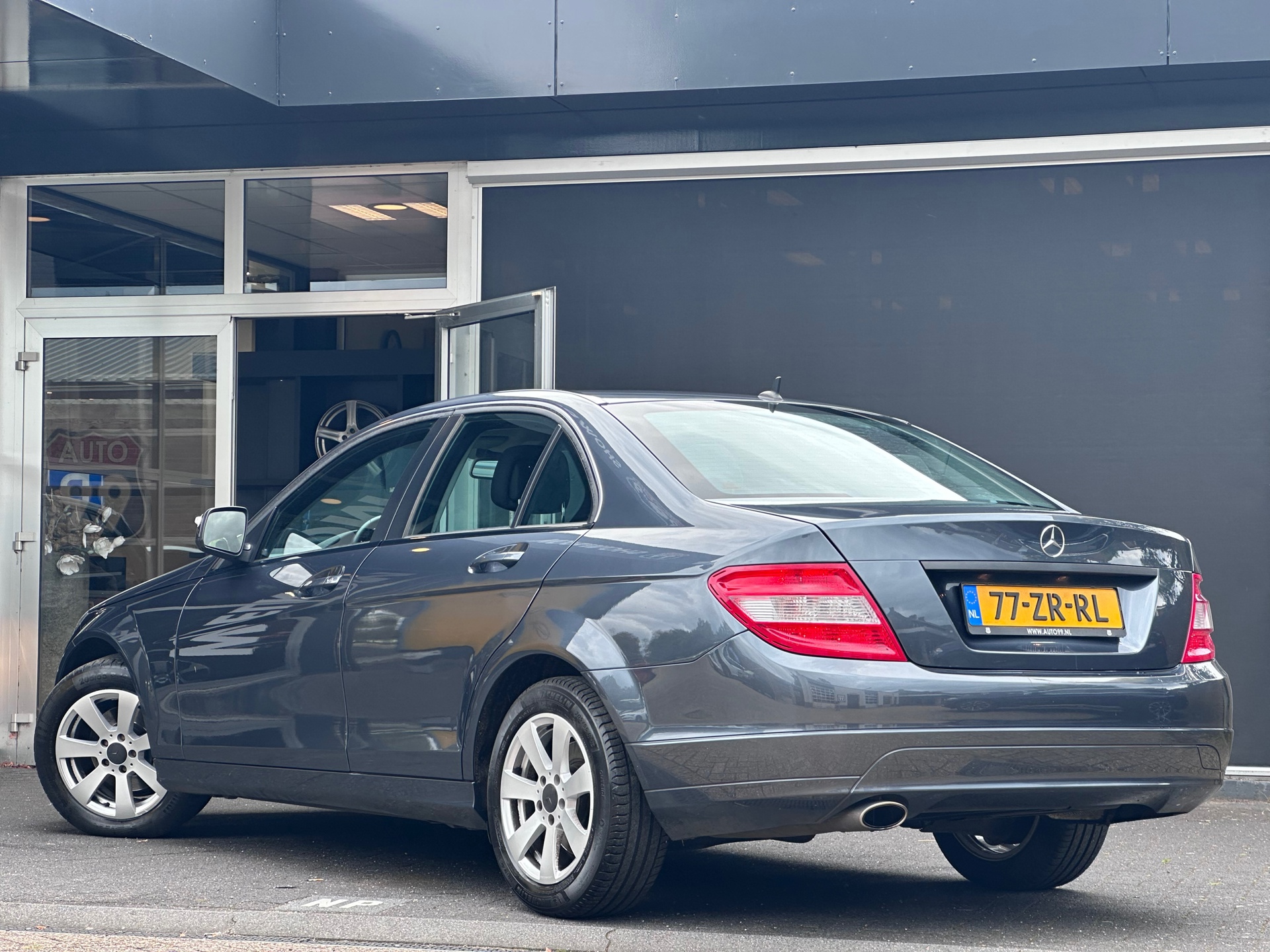 Foto van Mercedes-Benz C 200 Kompressor