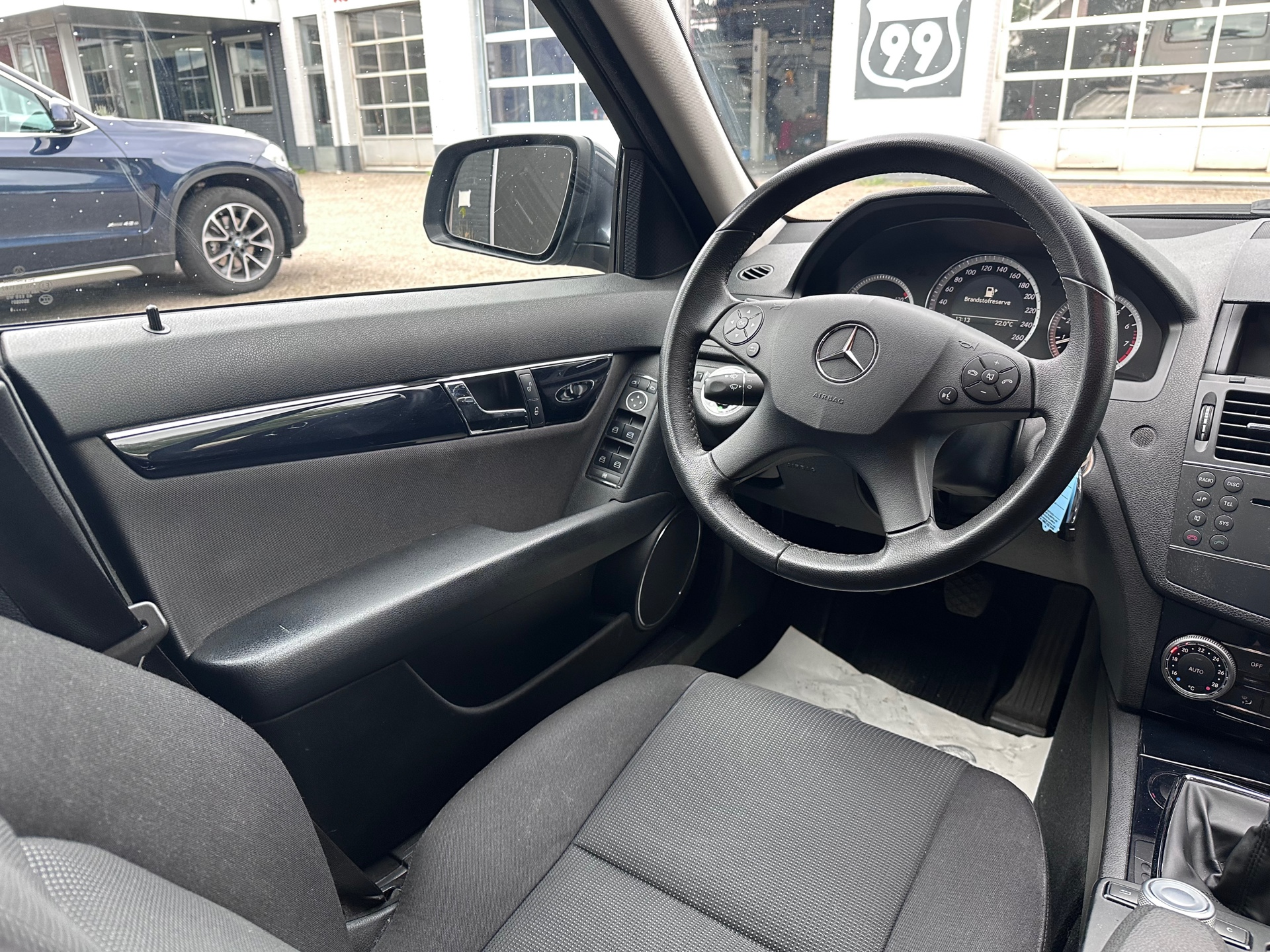 Foto van Mercedes-Benz C 200 Kompressor
