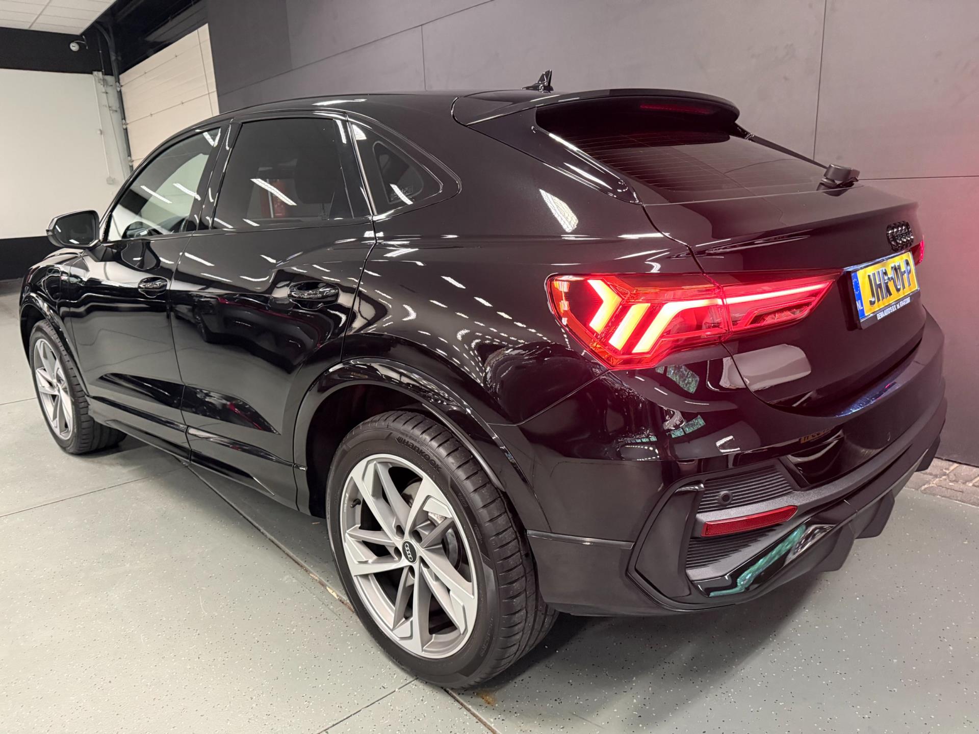 Foto van Audi Q3 Sportback E-tron