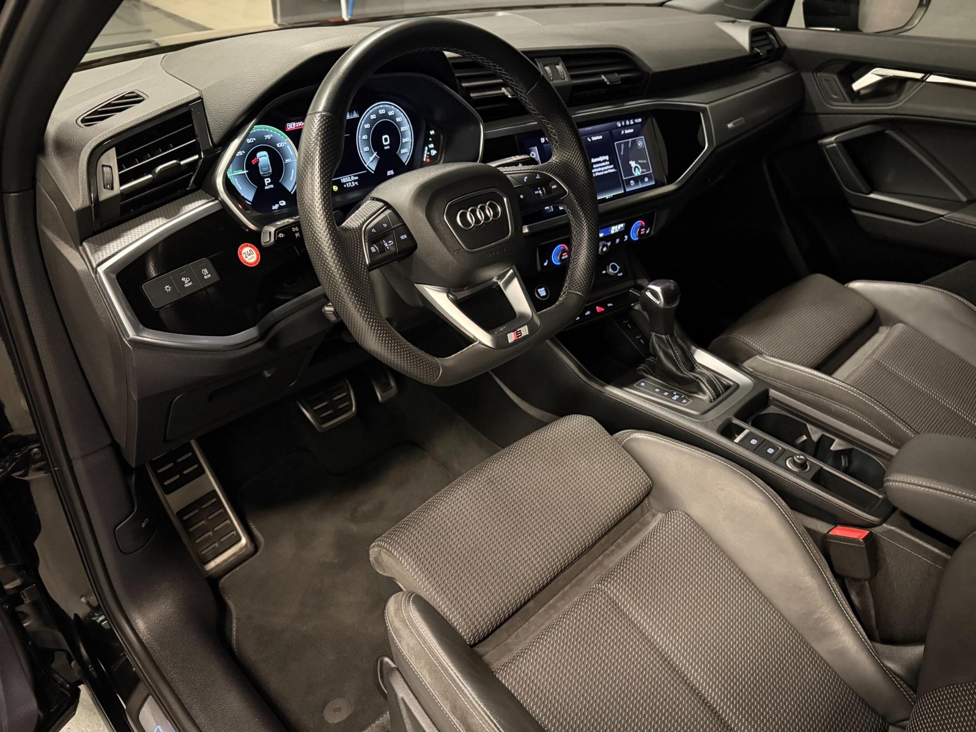 Foto van Audi Q3 Sportback E-tron