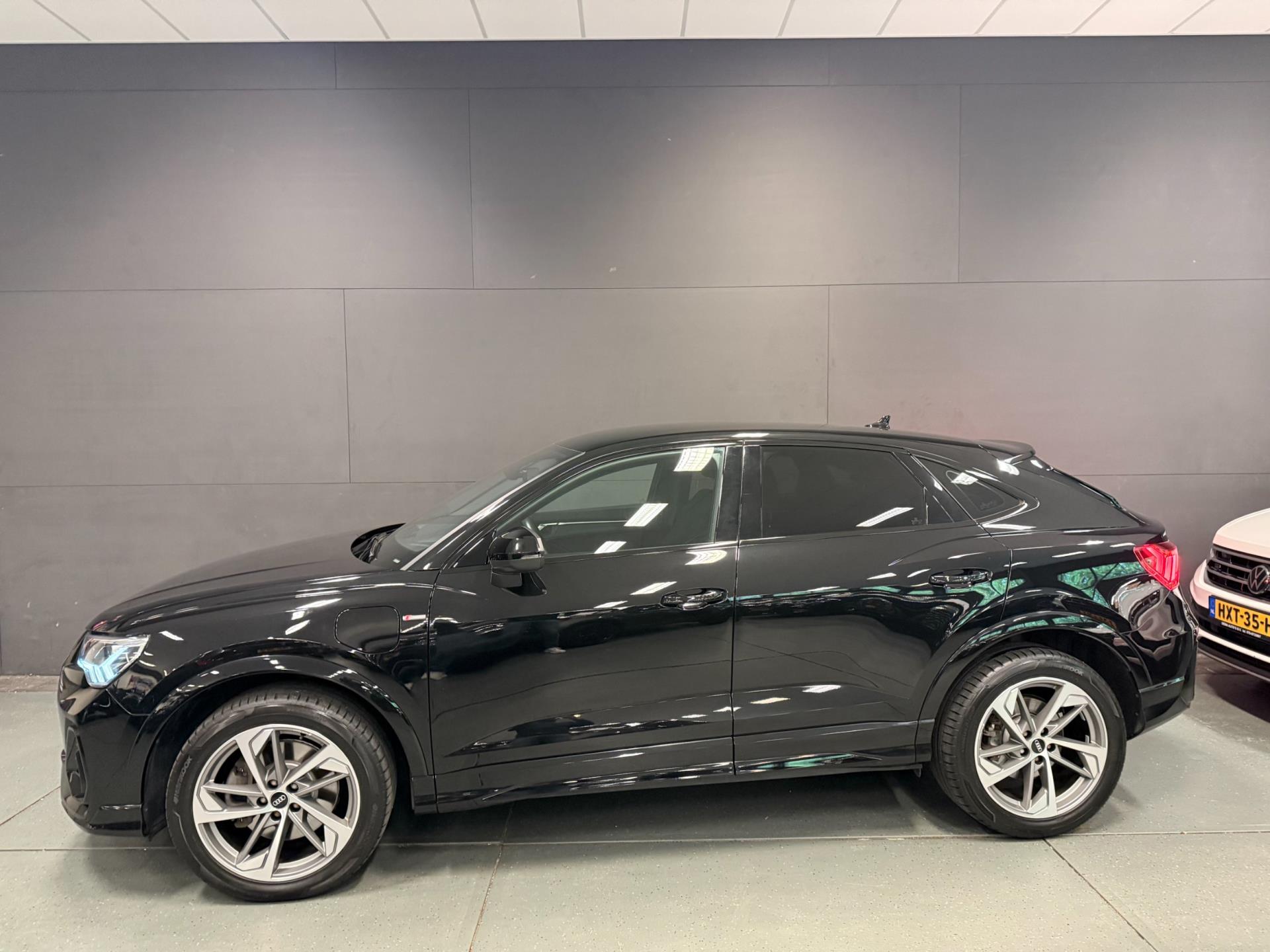 Foto van Audi Q3 Sportback E-tron