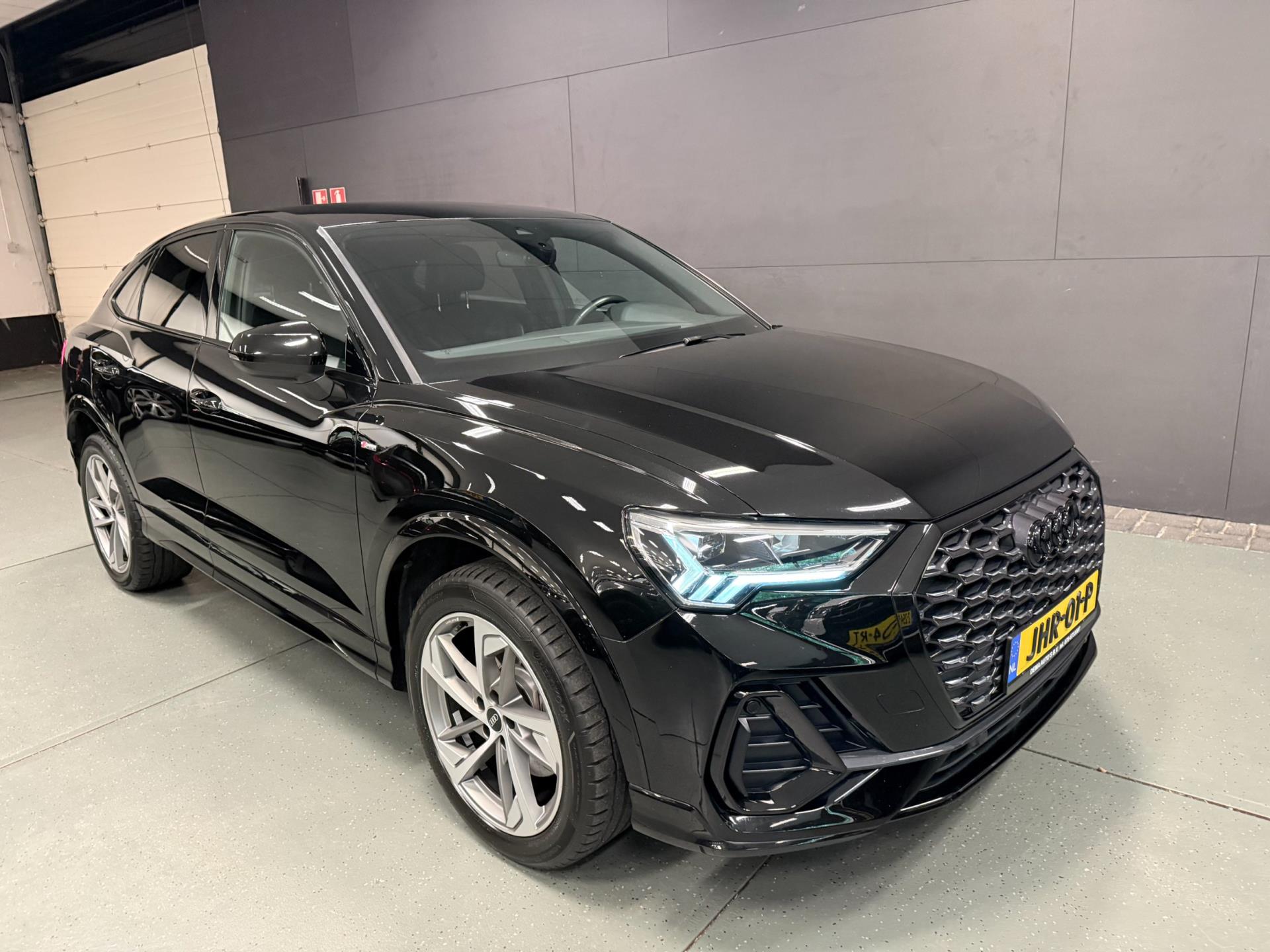 Foto van Audi Q3 Sportback E-tron