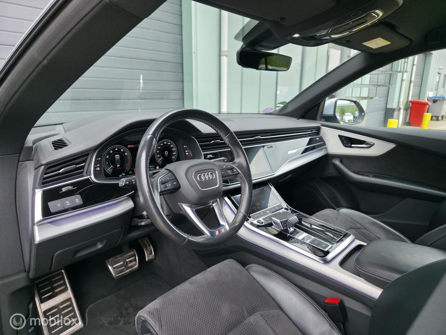 Foto van Audi Q8