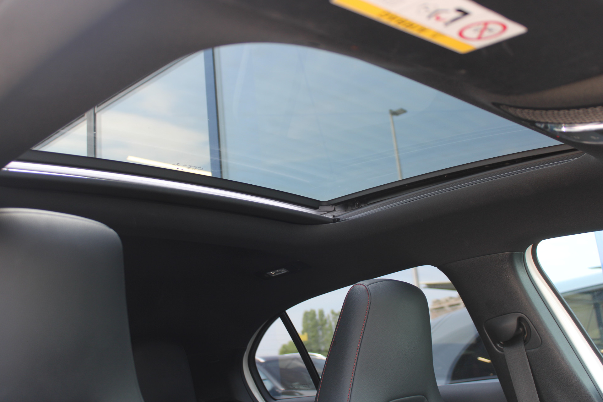 Foto van Mercedes-Benz A 250 E
