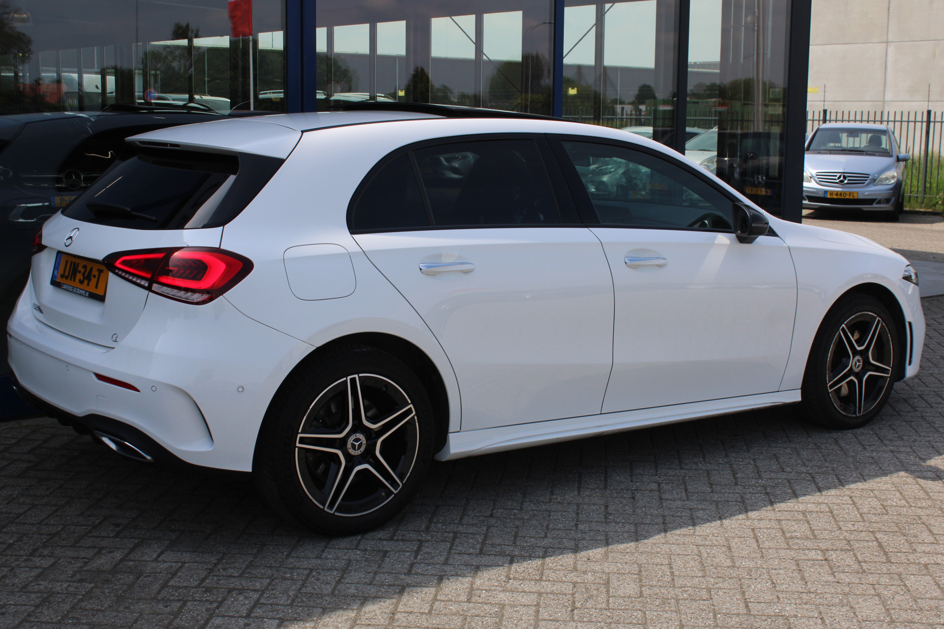 Foto van Mercedes-Benz A 250 E