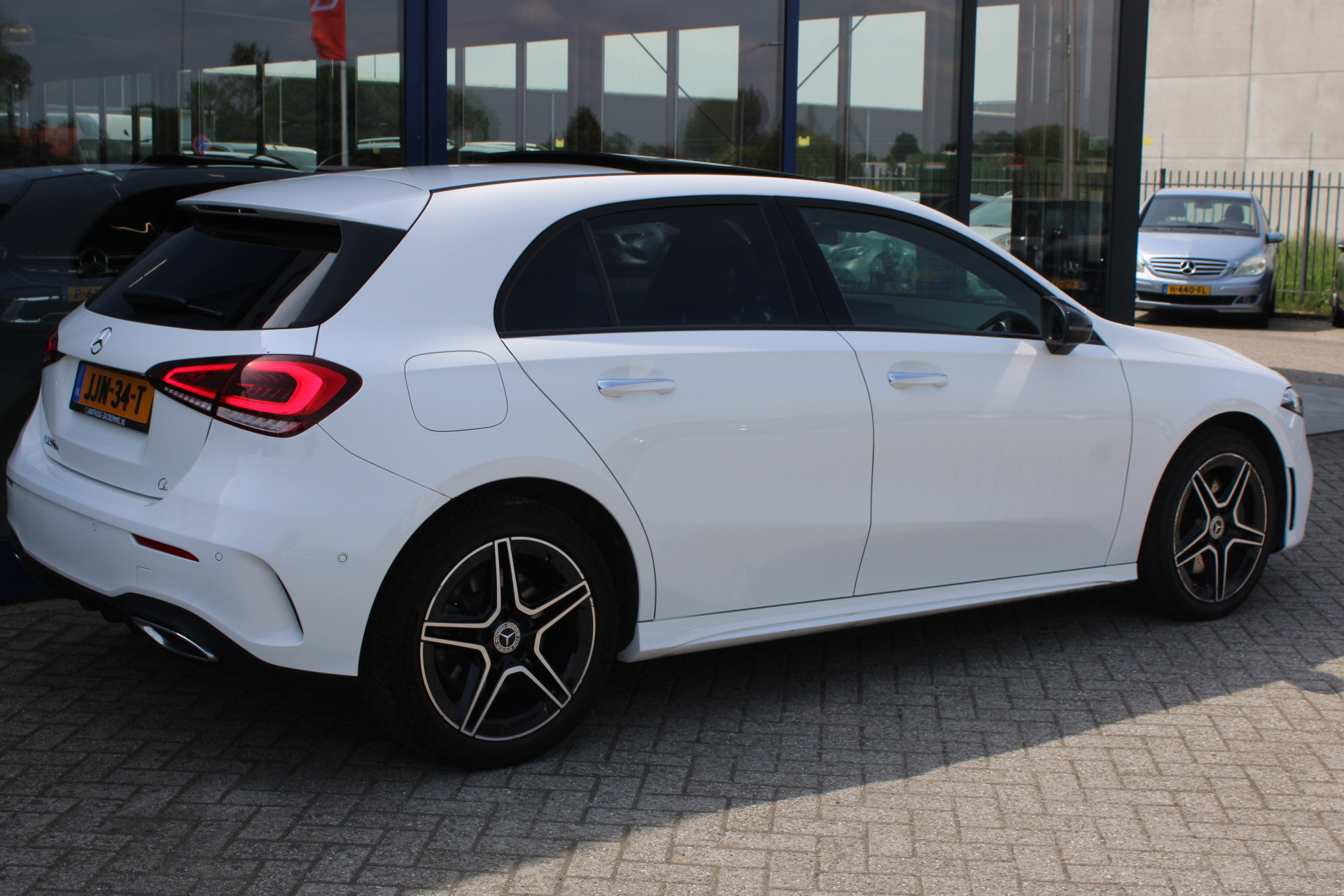 Foto van Mercedes-Benz A 250 E