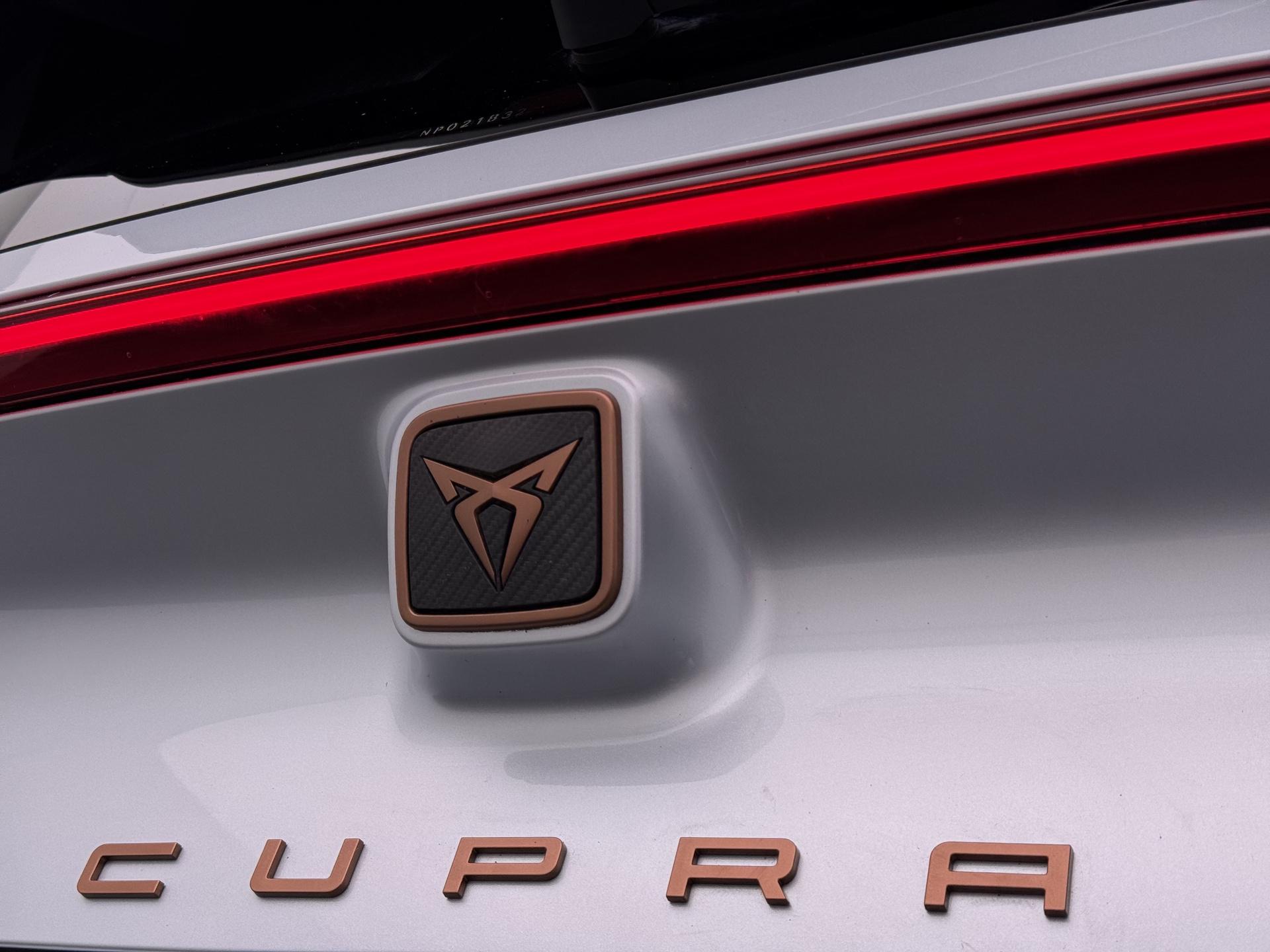 Foto van Cupra Born 150 KW 58/62 KWH