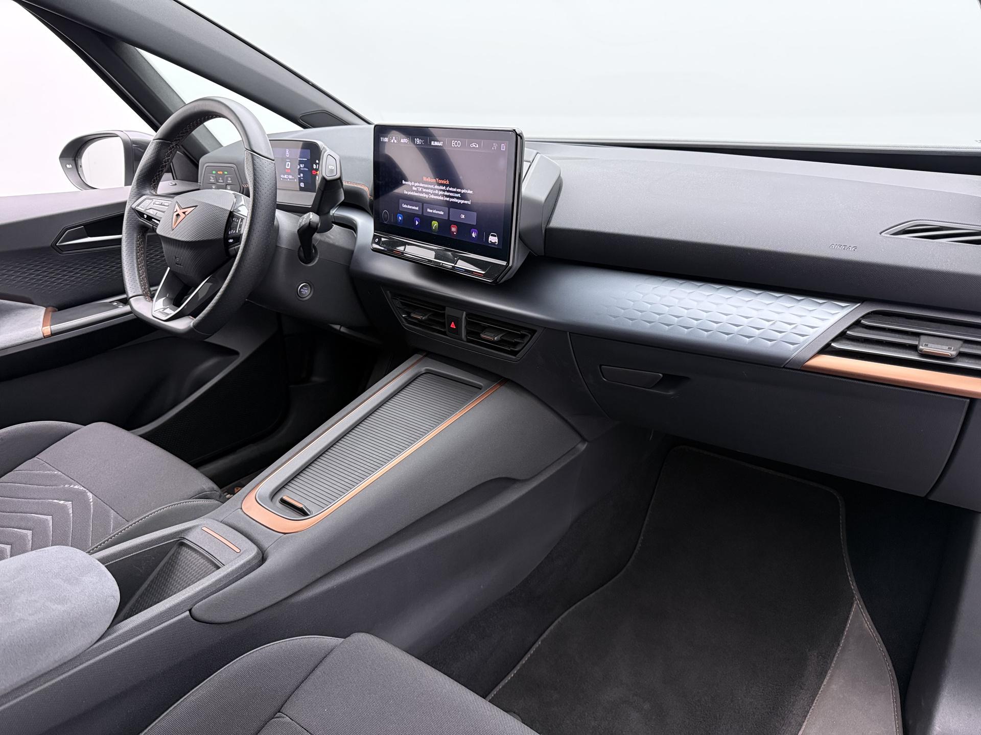 Foto van Cupra Born 150 KW 58/62 KWH