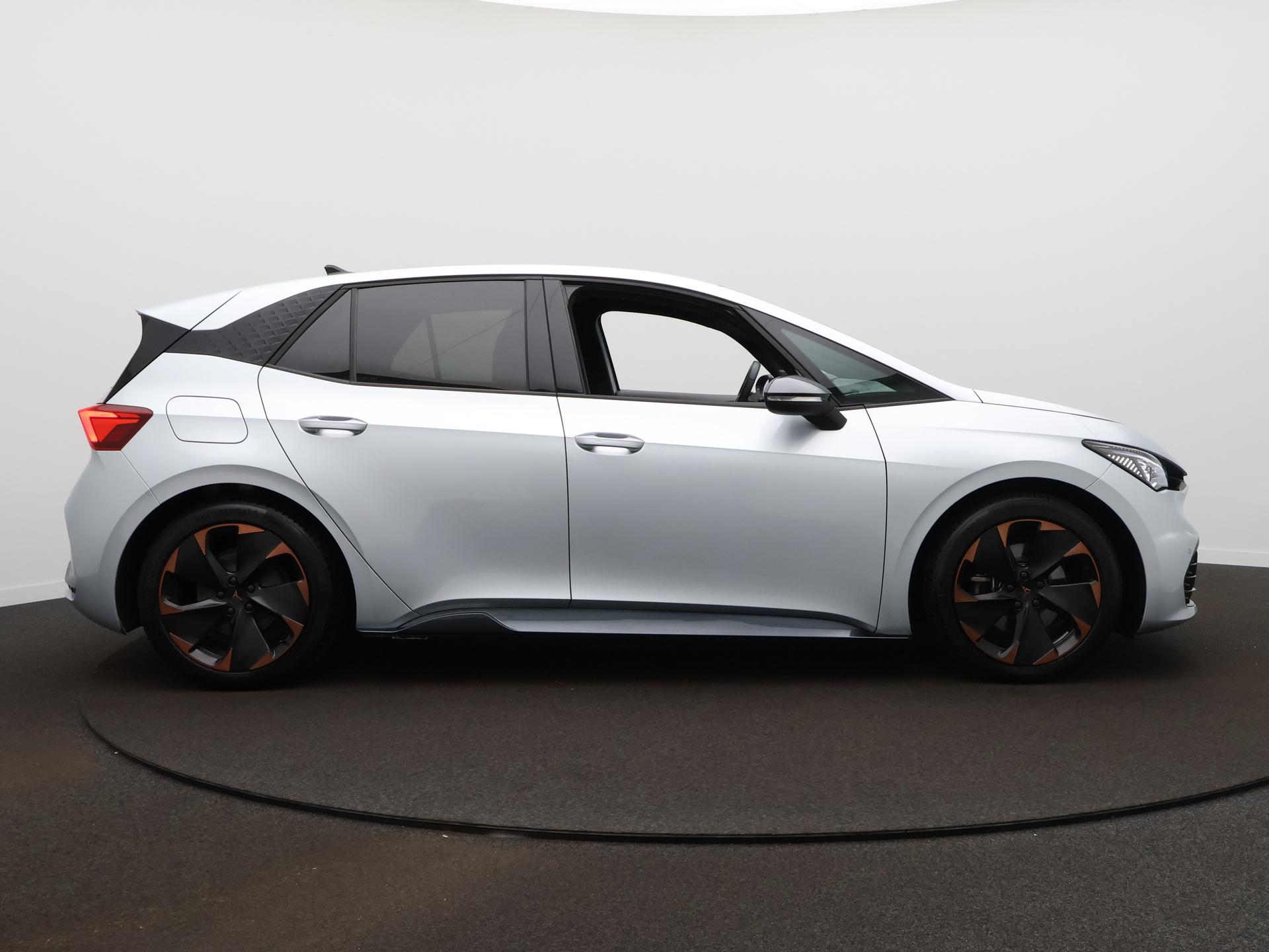 Foto van Cupra Born 150 KW 58/62 KWH