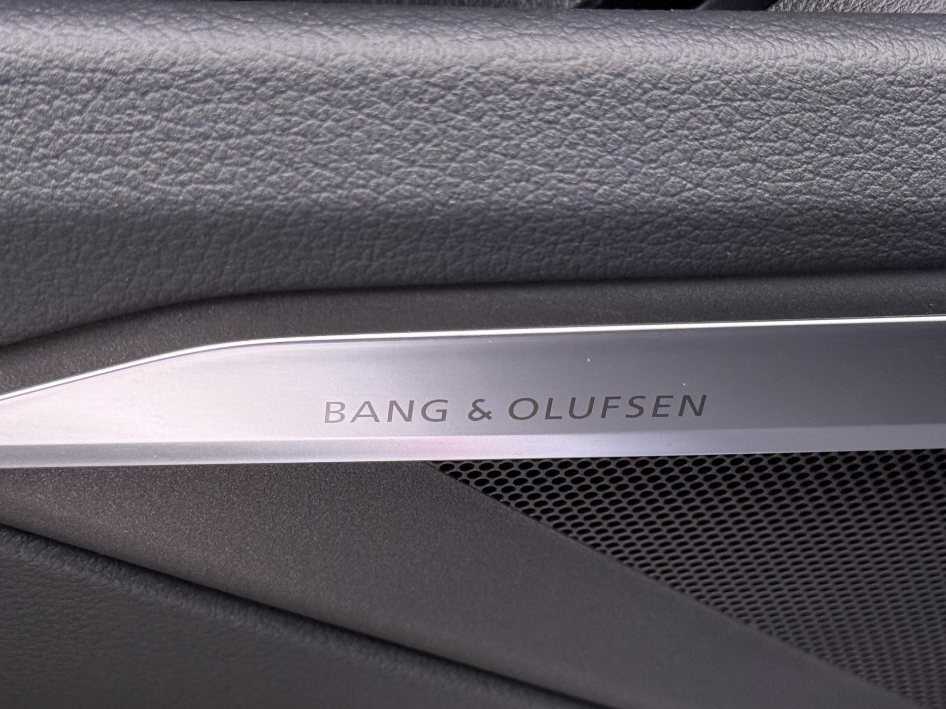 Foto van Audi Q8 Sportback 55 E-tron
