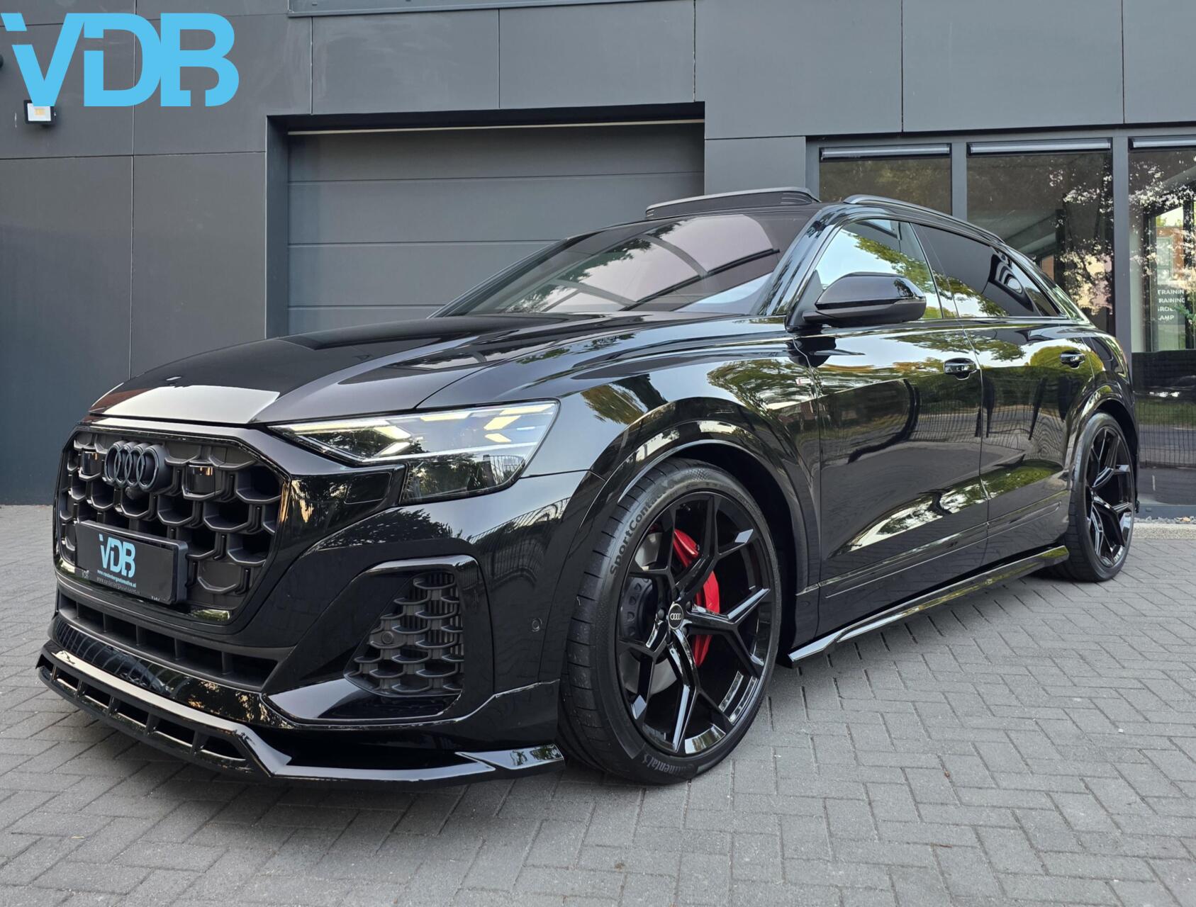 Audi Q8 60 TFSI E 60 TFSI E Quattro S-Line COMPETITION PANO 360 BOMVOL 2026 - voorkant