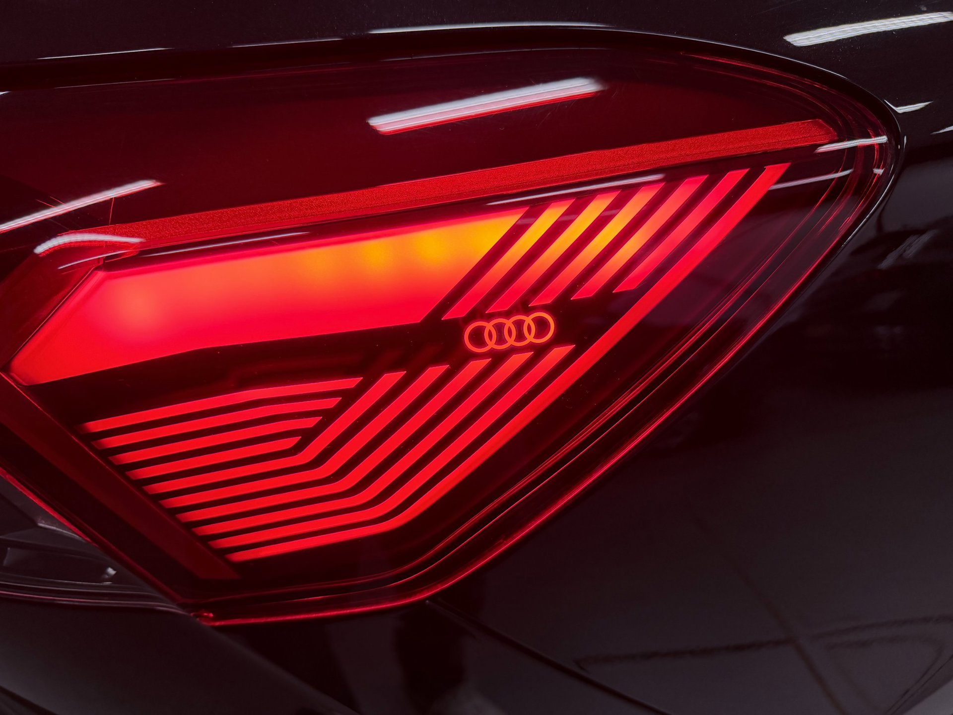 Foto van Audi Q4 Sportback E-tron