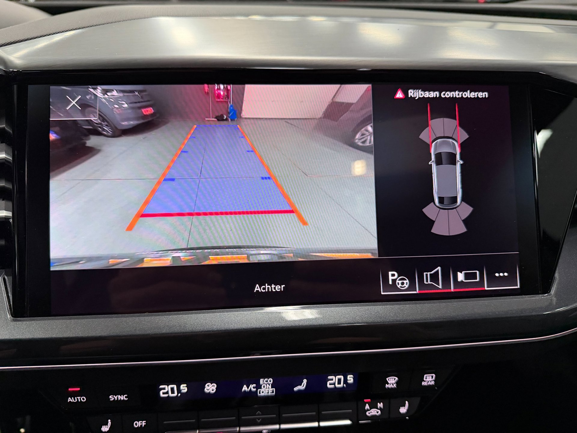 Foto van Audi Q4 Sportback E-tron