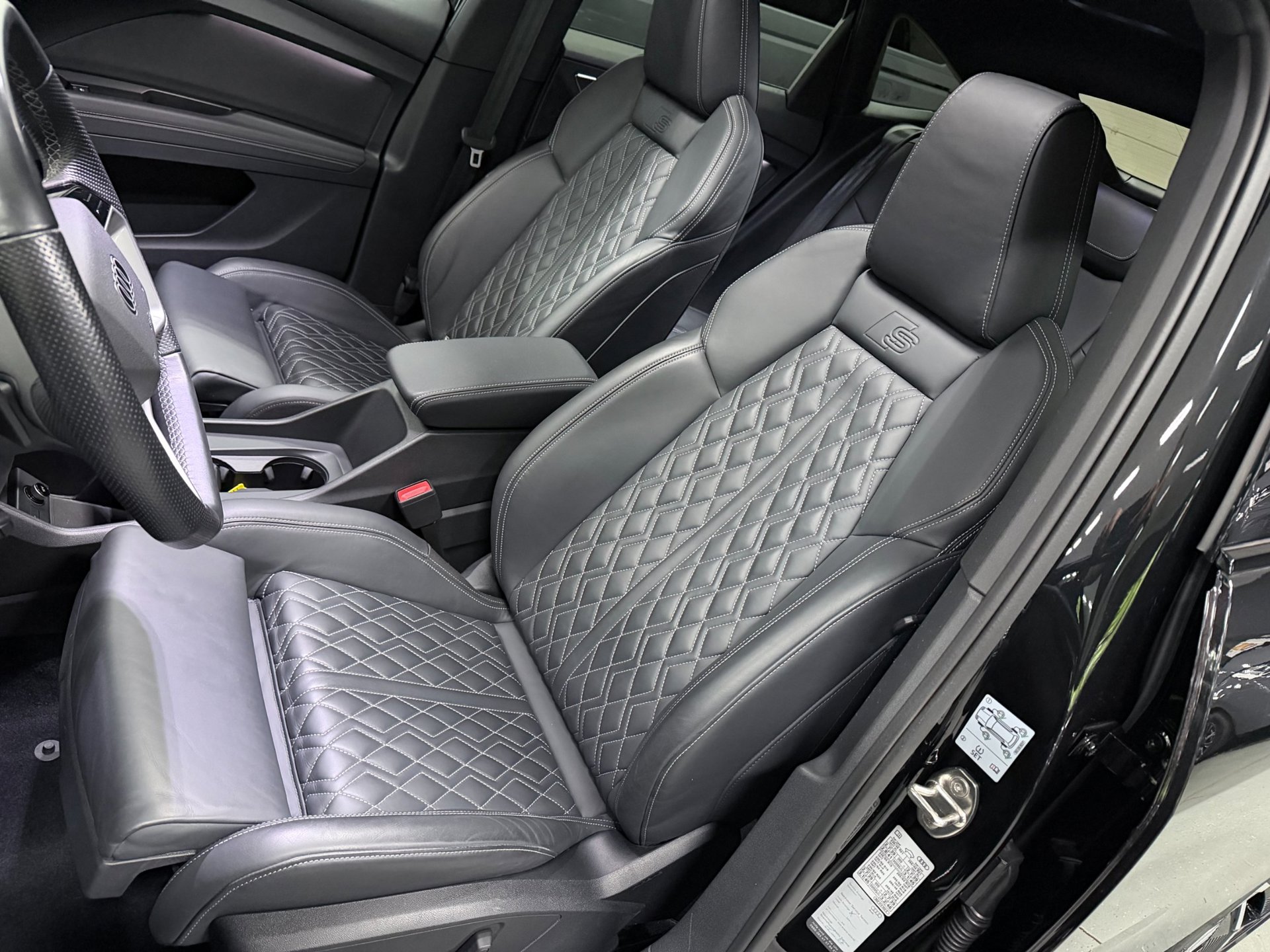 Foto van Audi Q4 Sportback E-tron