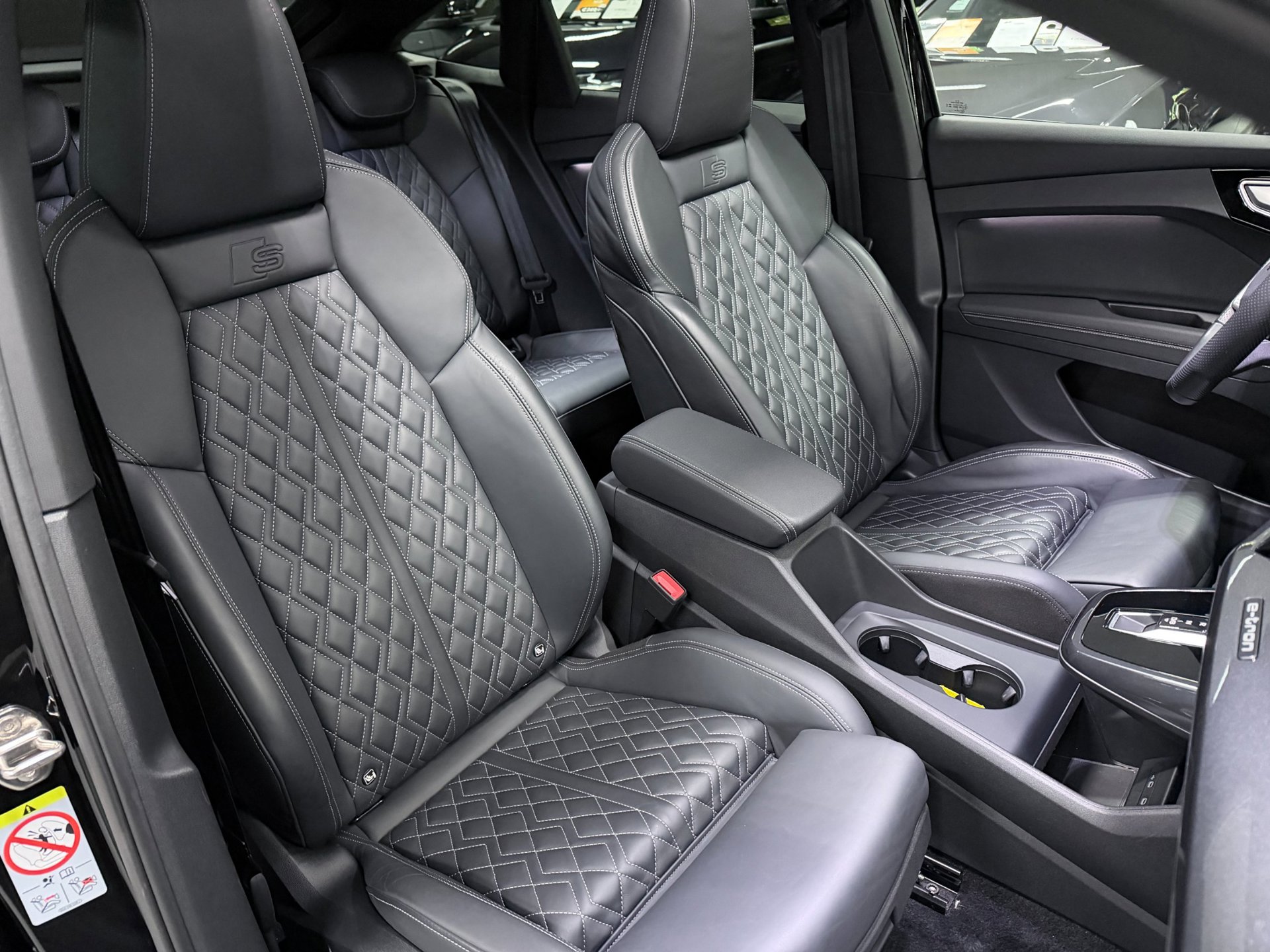 Foto van Audi Q4 Sportback E-tron