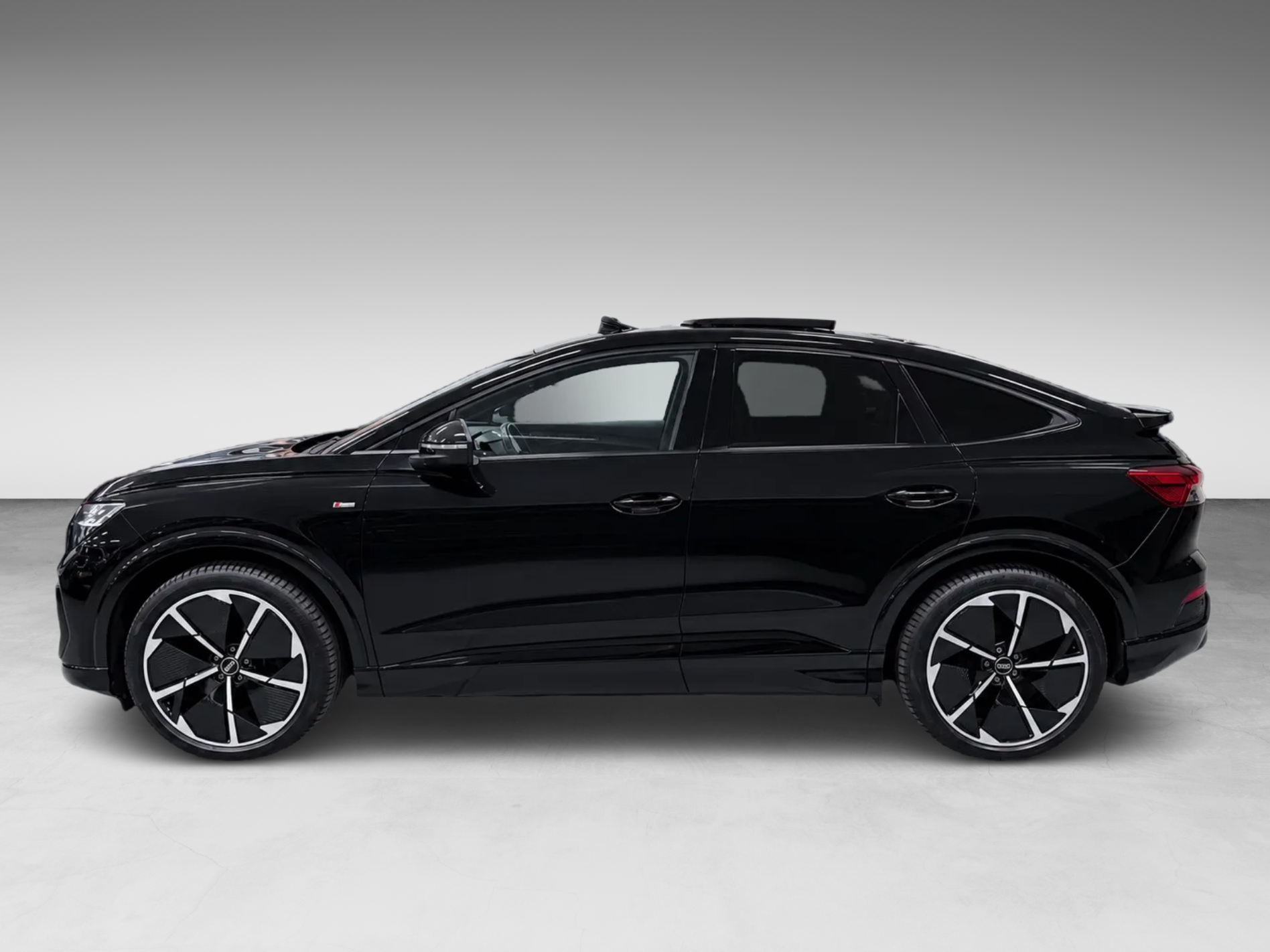 Foto van Audi Q4 Sportback E-tron