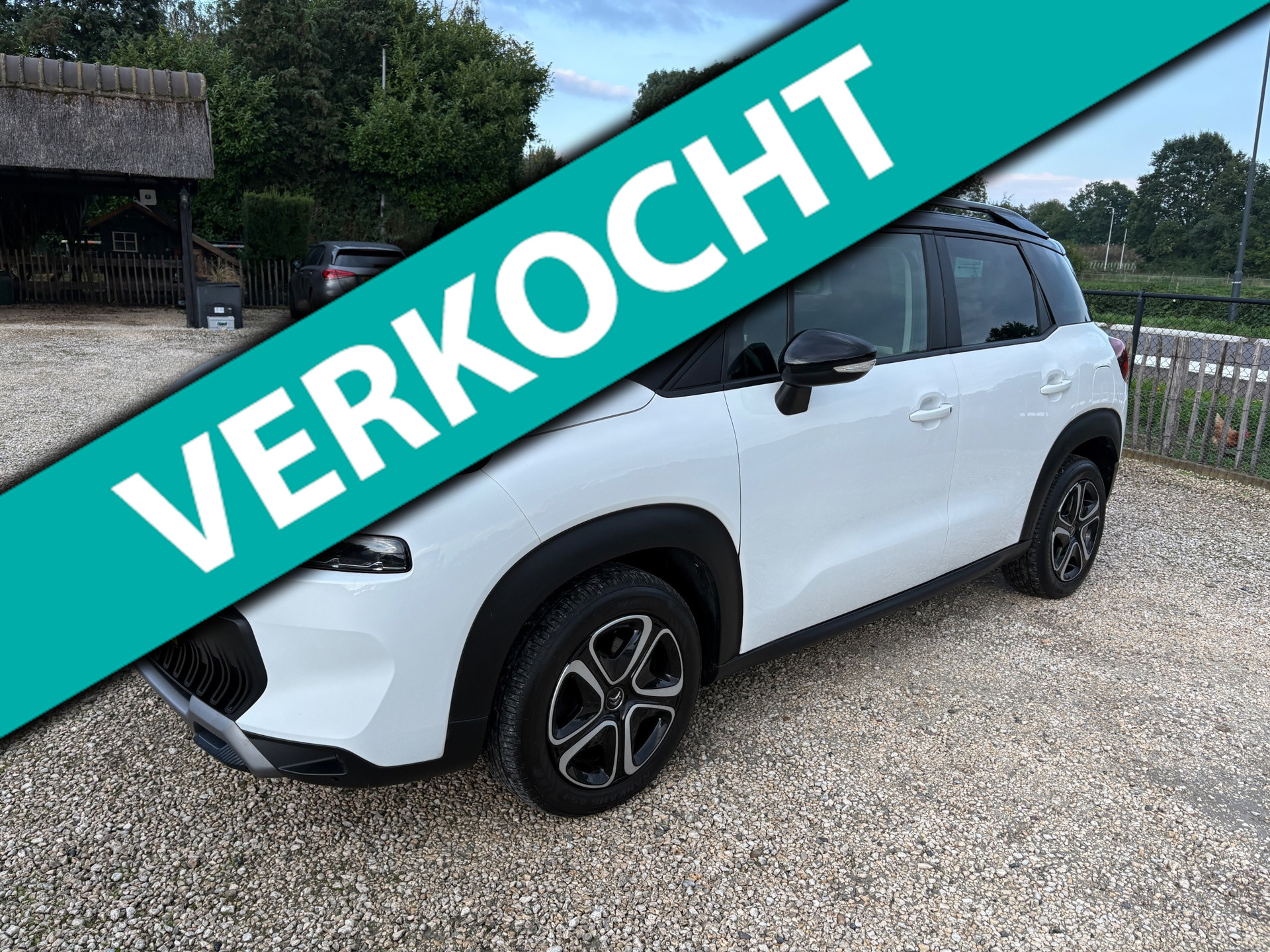 Citroen C3 Aircross 1.2 110pk Feel Facelift Apple Carplay, ECC, LED 2022 - voorkant