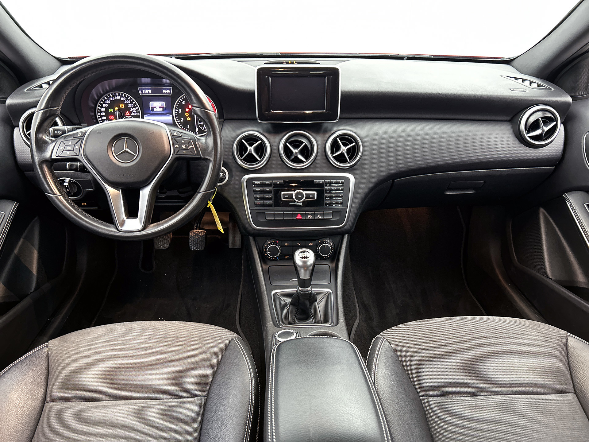 Foto van Mercedes-Benz A 180