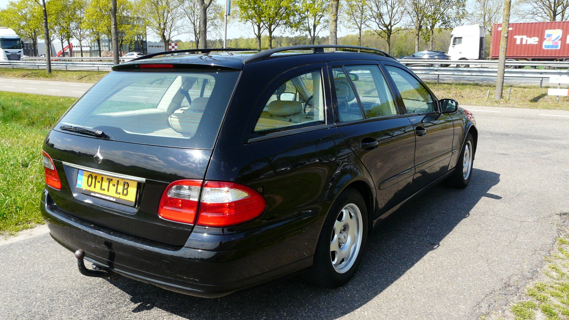 Foto van Mercedes-Benz E 200 Kompressor