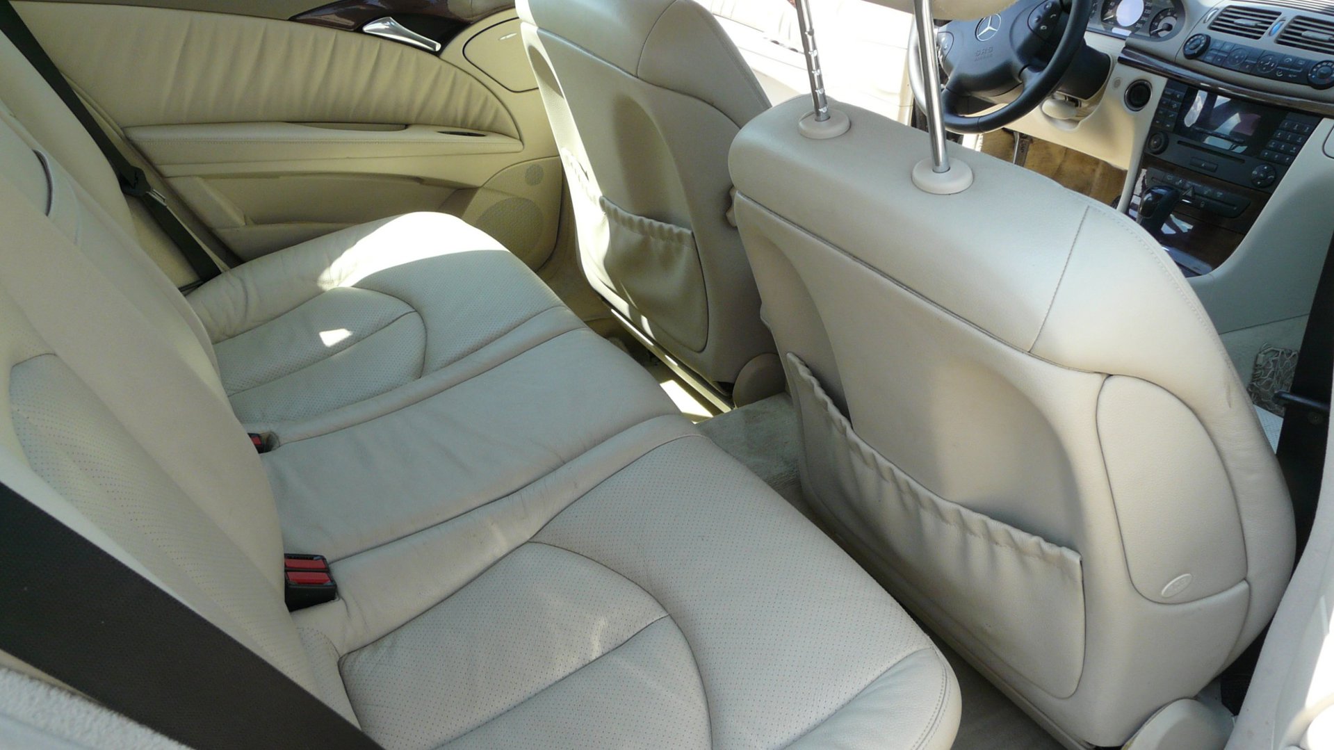 Foto van Mercedes-Benz E 200 Kompressor
