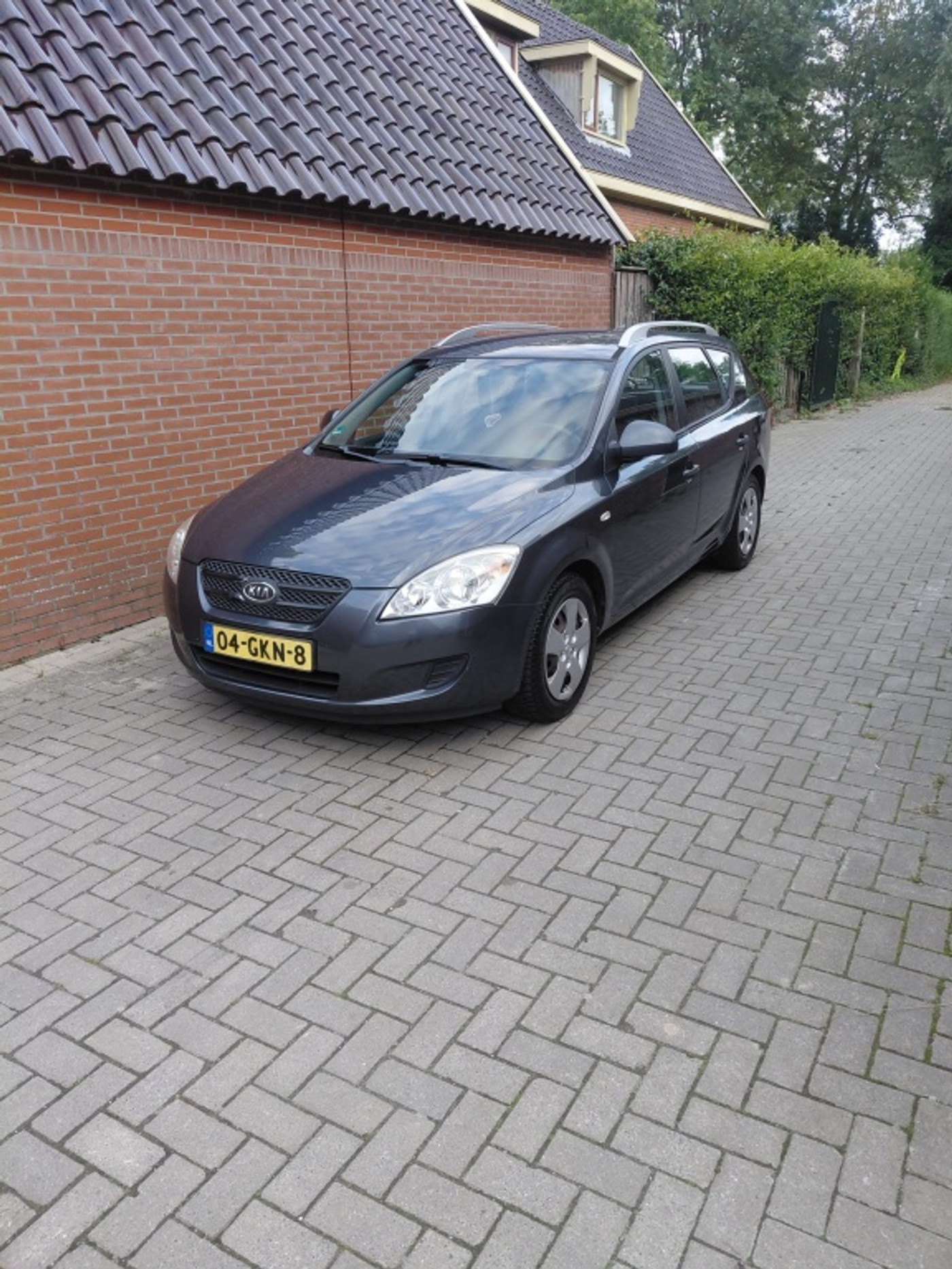 Kia Cee D 1.4 X-tra 2008 - voorkant