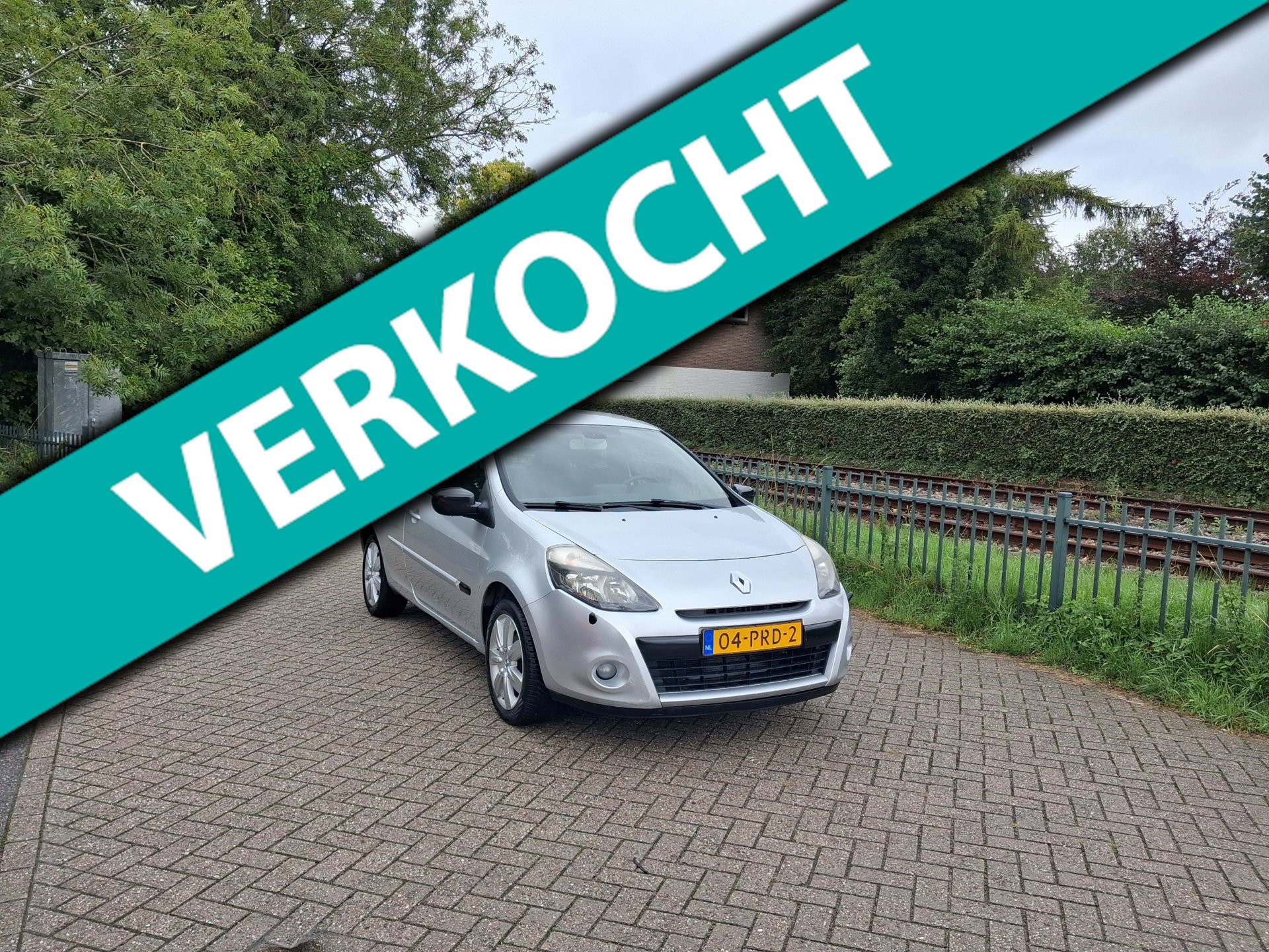 Renault Clio 1.6 20th Anniversary AUTOMAAT trekhaak ALLINPRIJS 2011 - voorkant