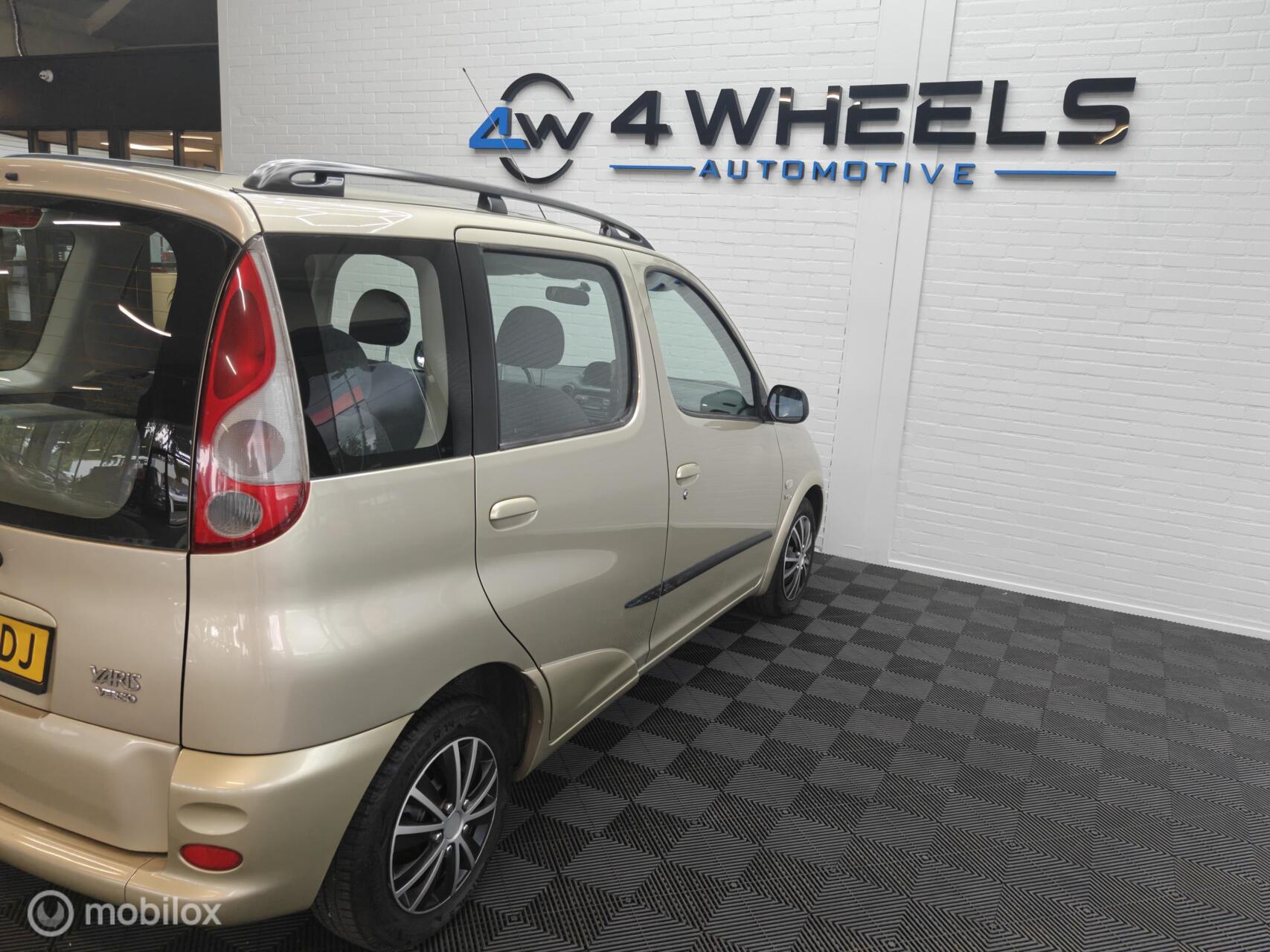 Foto van Toyota Toyota Yaris Verso