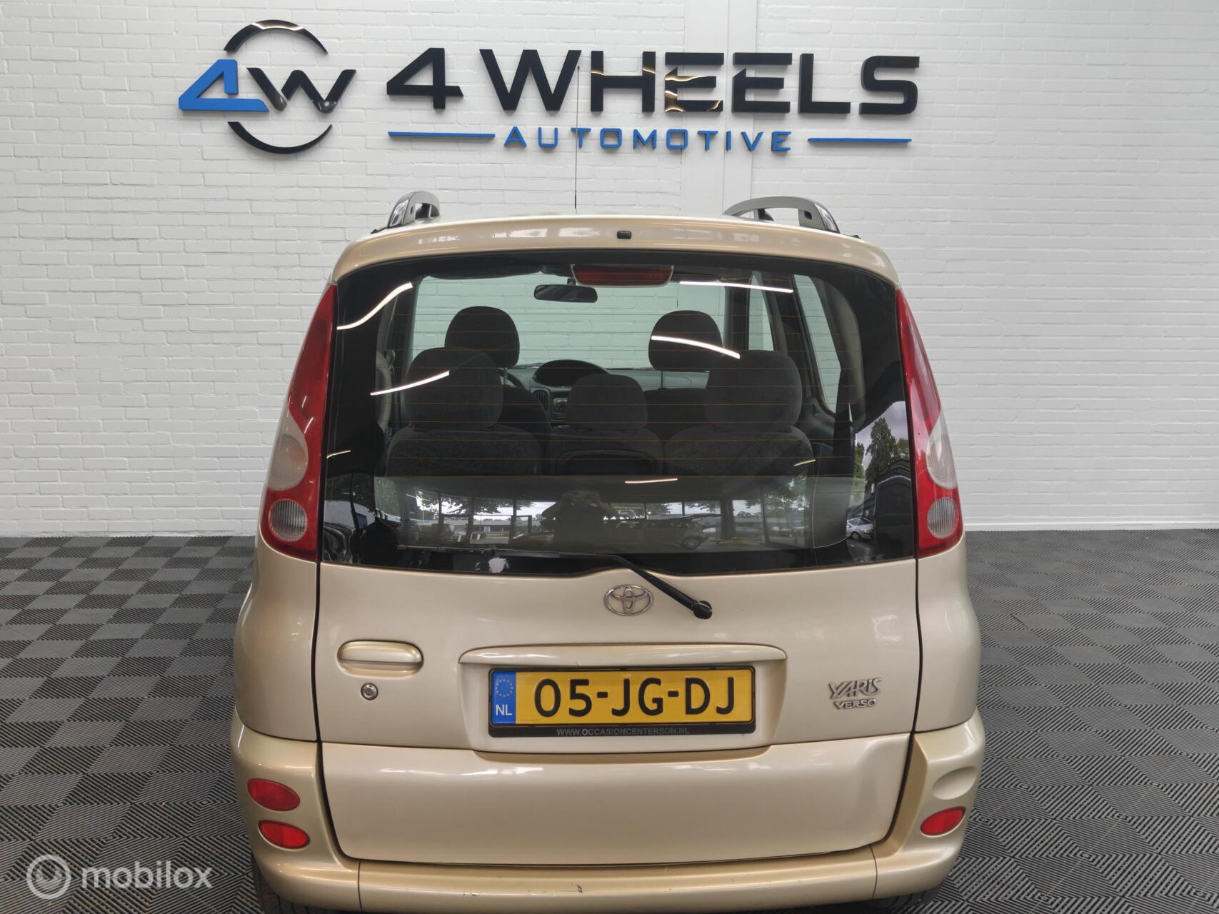 Foto van Toyota Toyota Yaris Verso