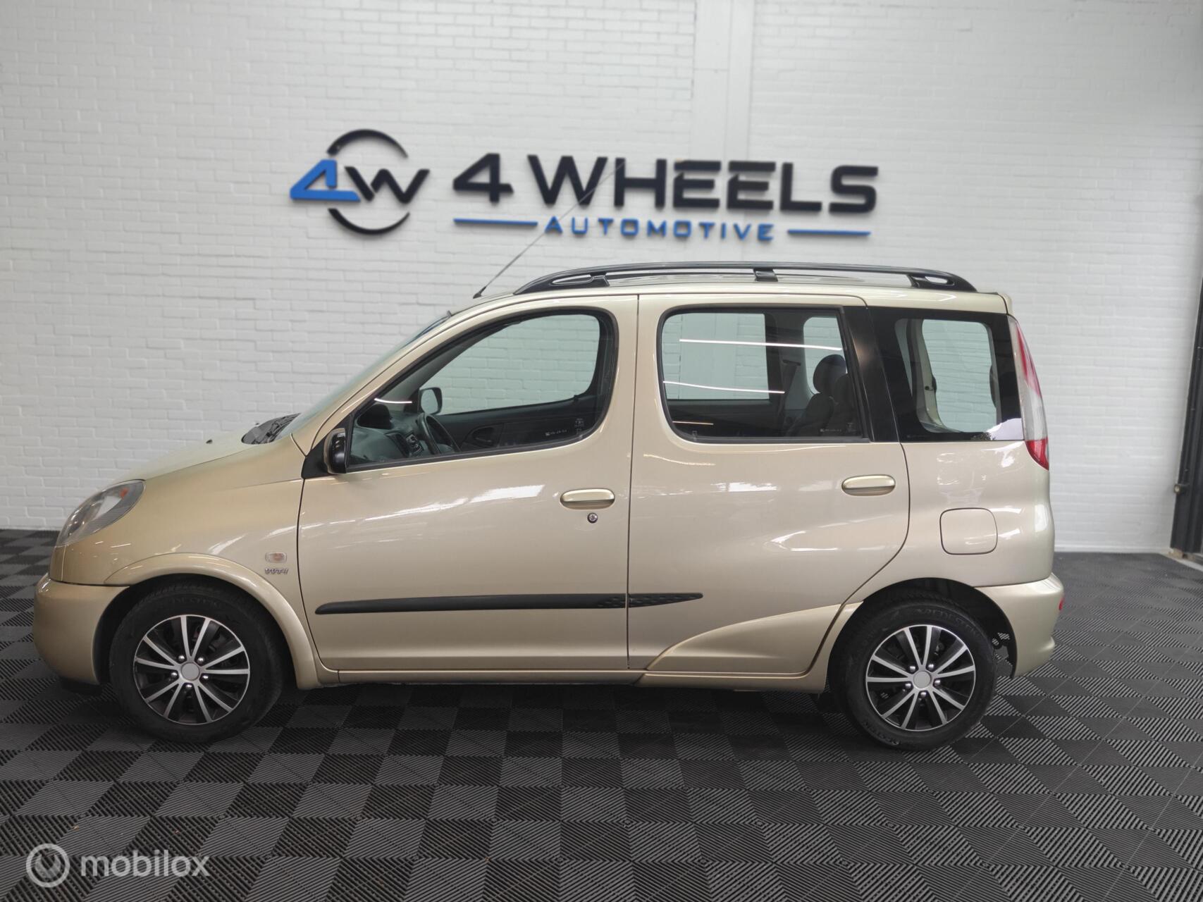 Foto van Toyota Toyota Yaris Verso