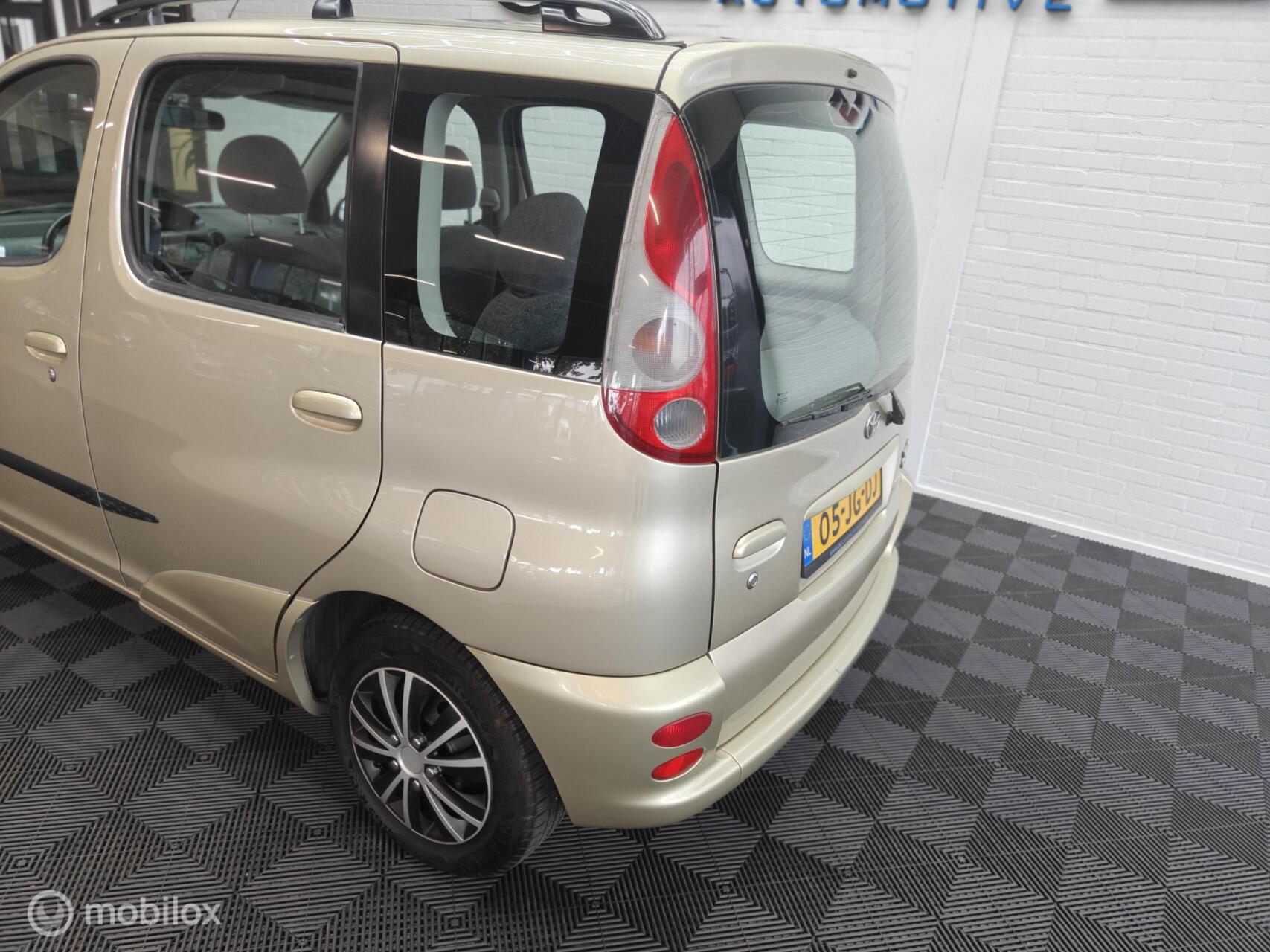 Foto van Toyota Toyota Yaris Verso