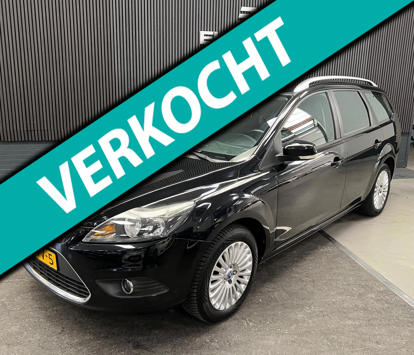 Ford Focus 1.8 Limited Flexi Fuel 2e Eigenaar - NAP - Trekhaak 2010 - voorkant