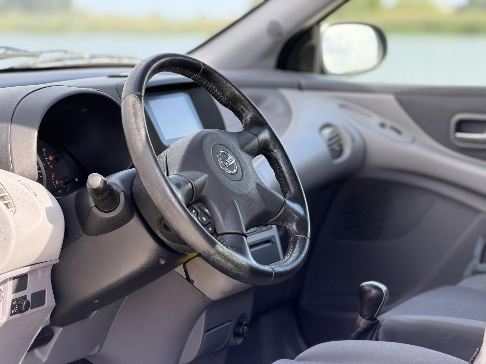 Foto van Nissan Nissan Almera Tino
