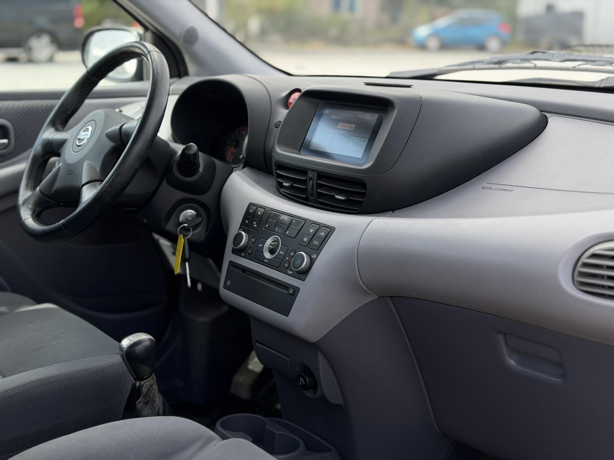 Foto van Nissan Nissan Almera Tino