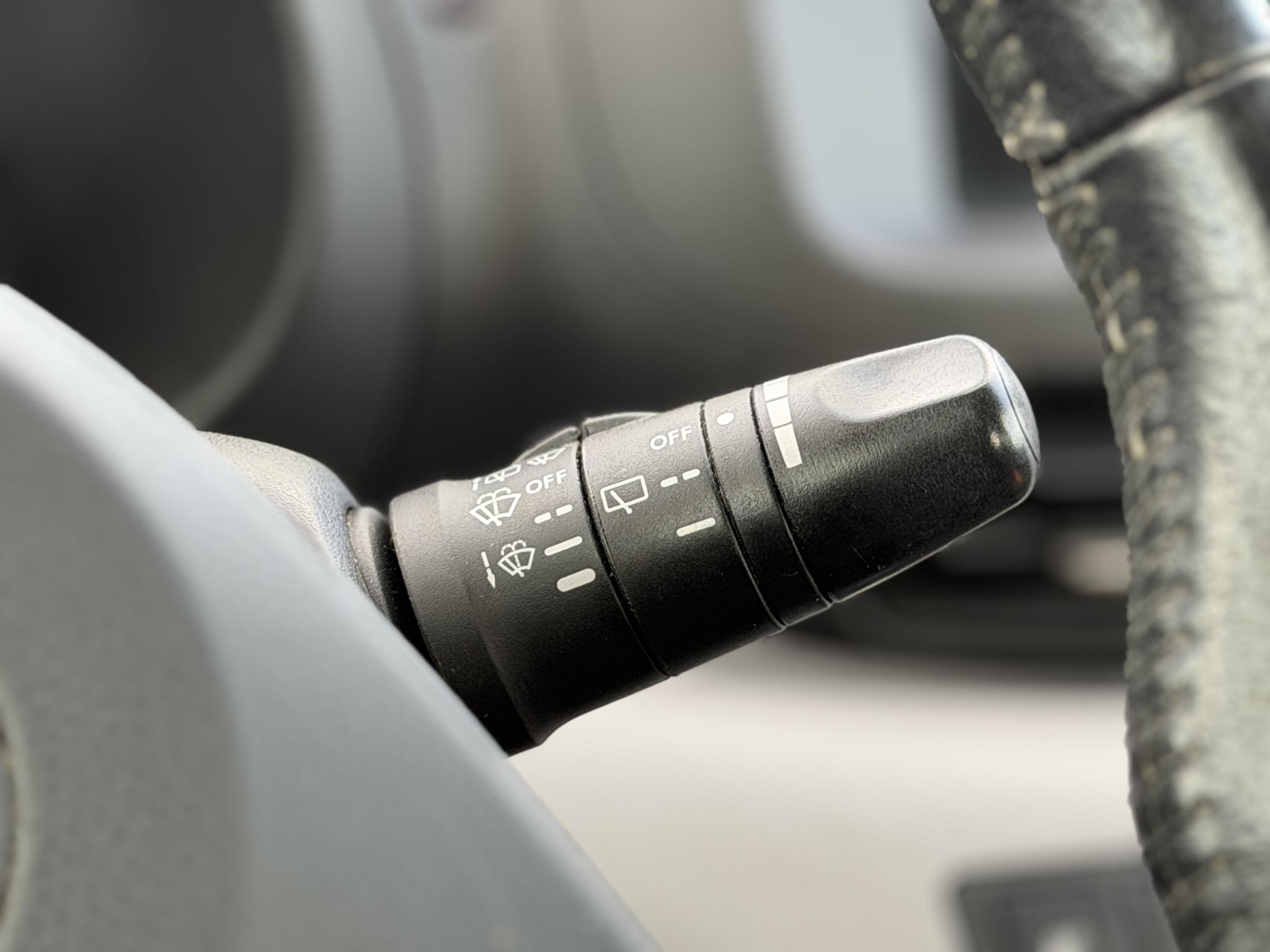 Foto van Nissan Nissan Almera Tino