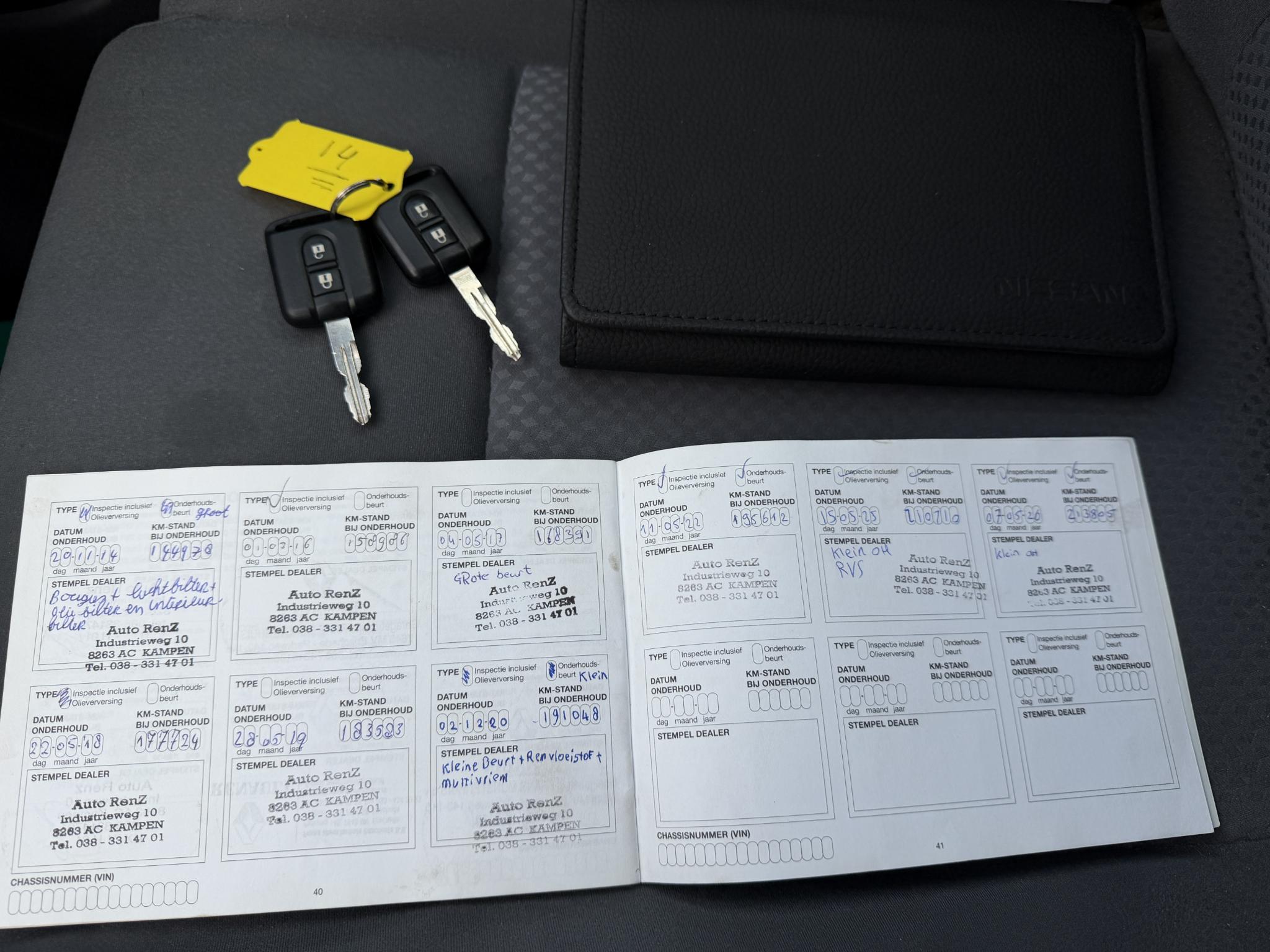 Foto van Nissan Nissan Almera Tino