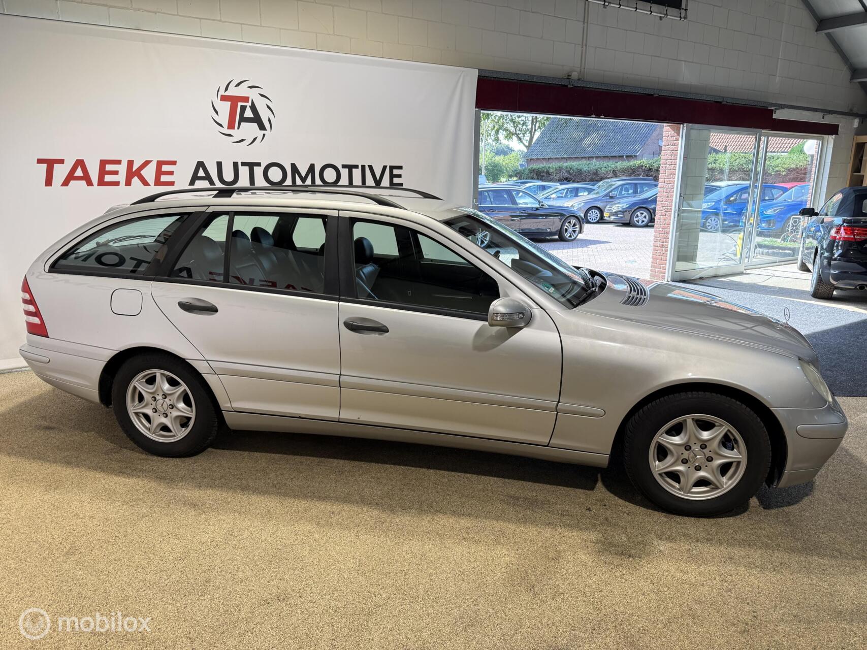 Foto van Mercedes-Benz C 180 Kompressor