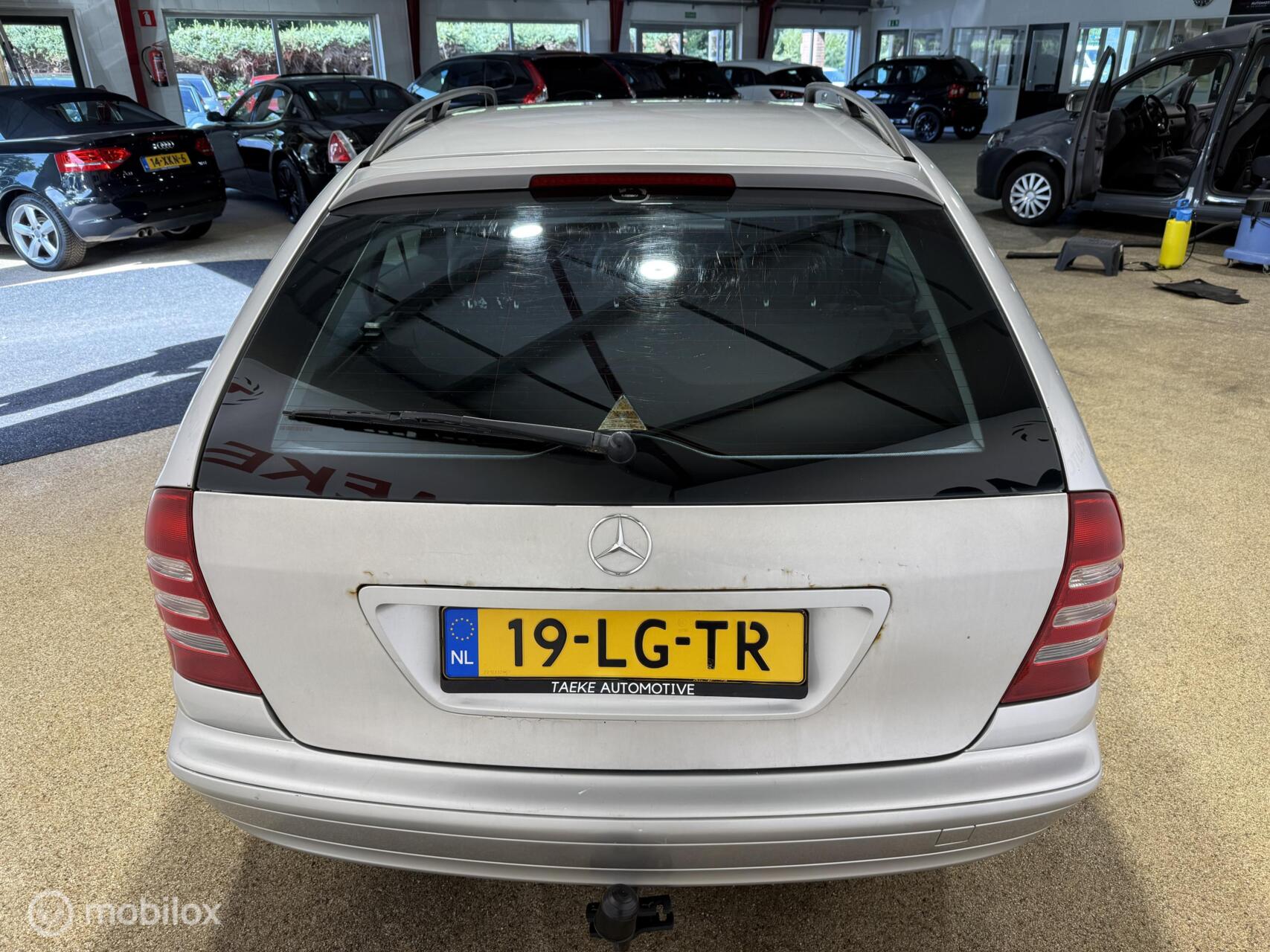 Foto van Mercedes-Benz C 180 Kompressor