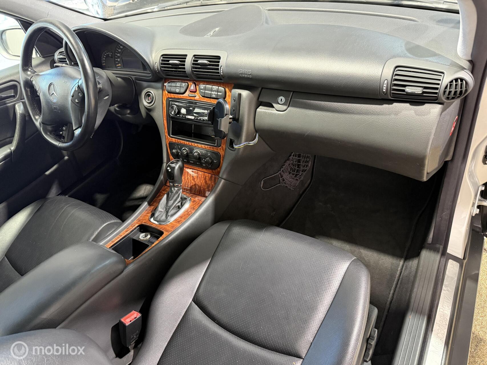 Foto van Mercedes-Benz C 180 Kompressor