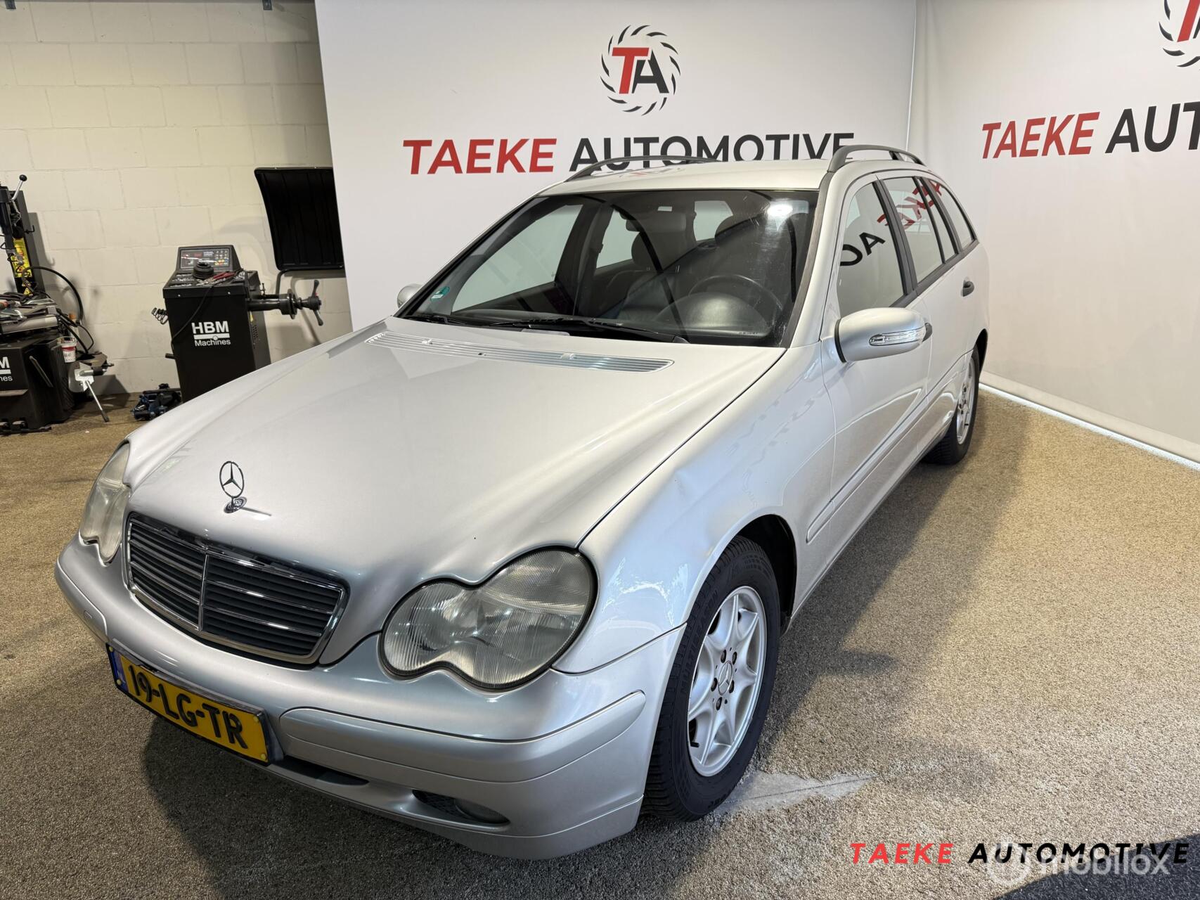 Mercedes-Benz C 180 Kompressor 180 K. Elegance AUT/Clima/Cruise/NAP 2003 - voorkant